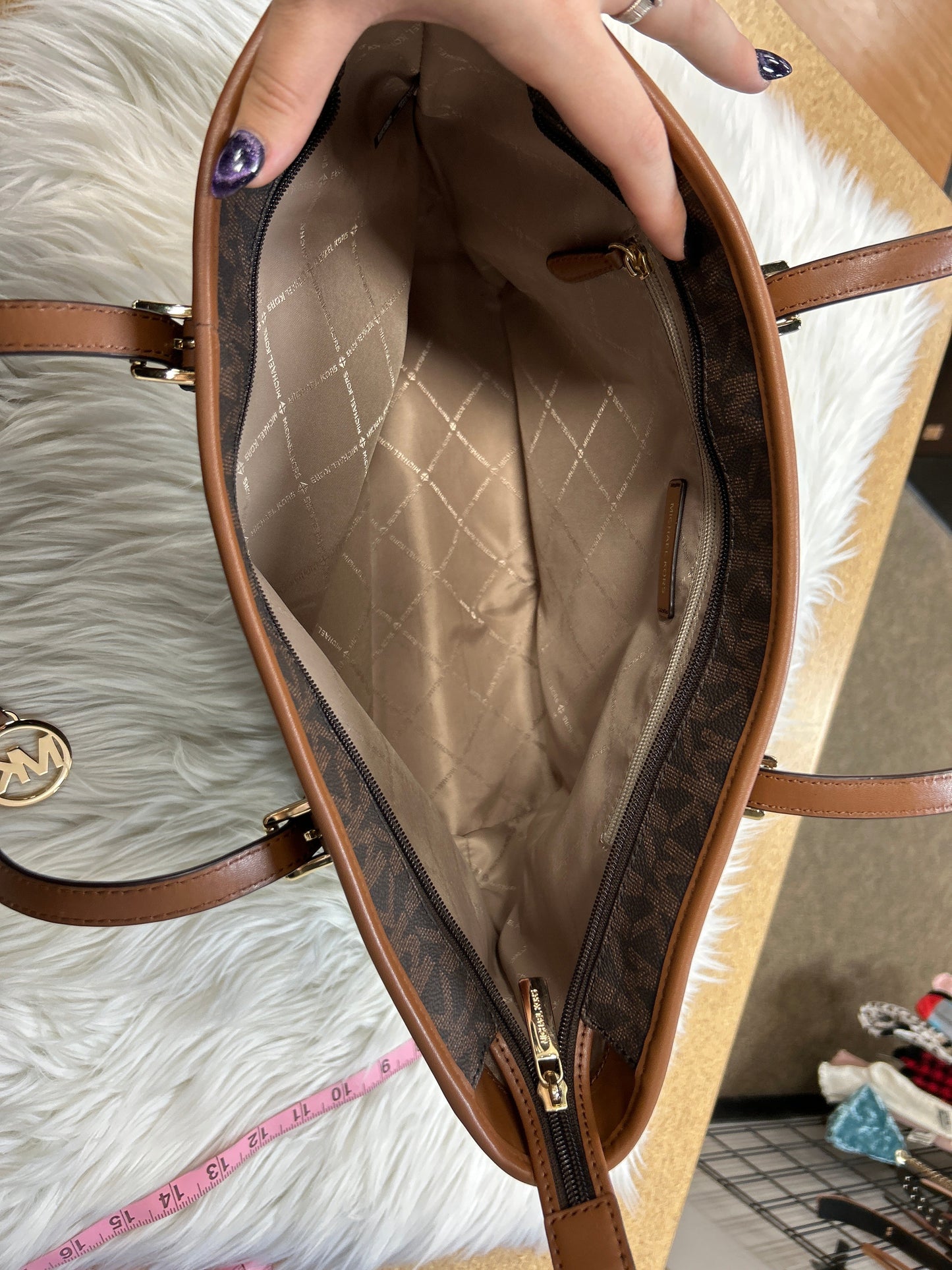 Handbag Designer By Michael Kors In Brown, Size:Large