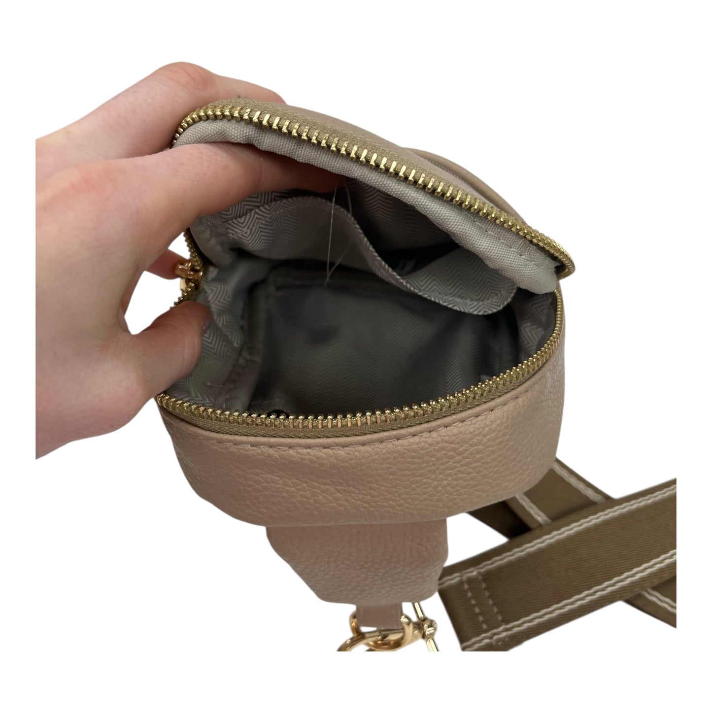 Crossbody By Modern Lux In Tan, Size:Small