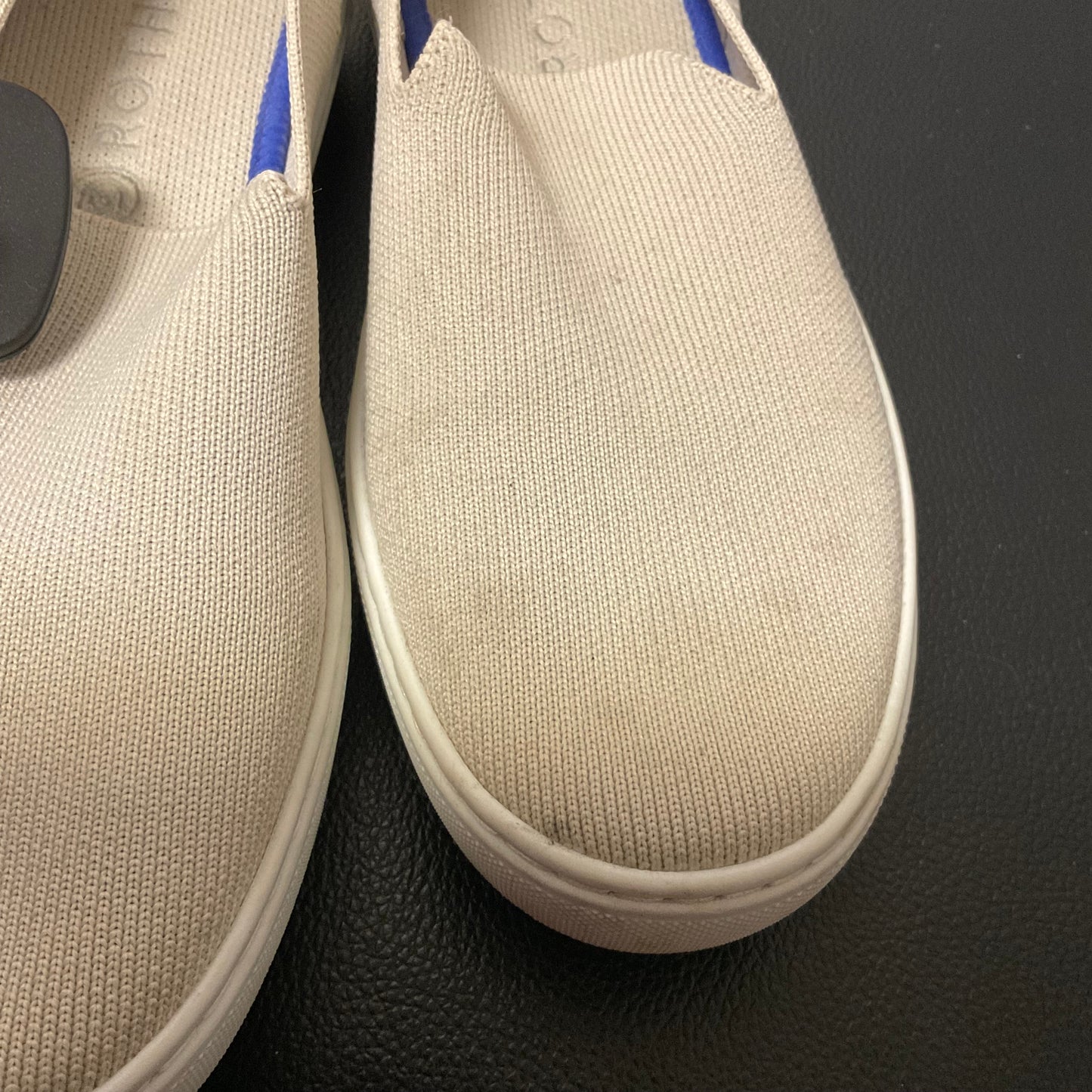 Shoes Flats By Rothys In Cream, Size: 8