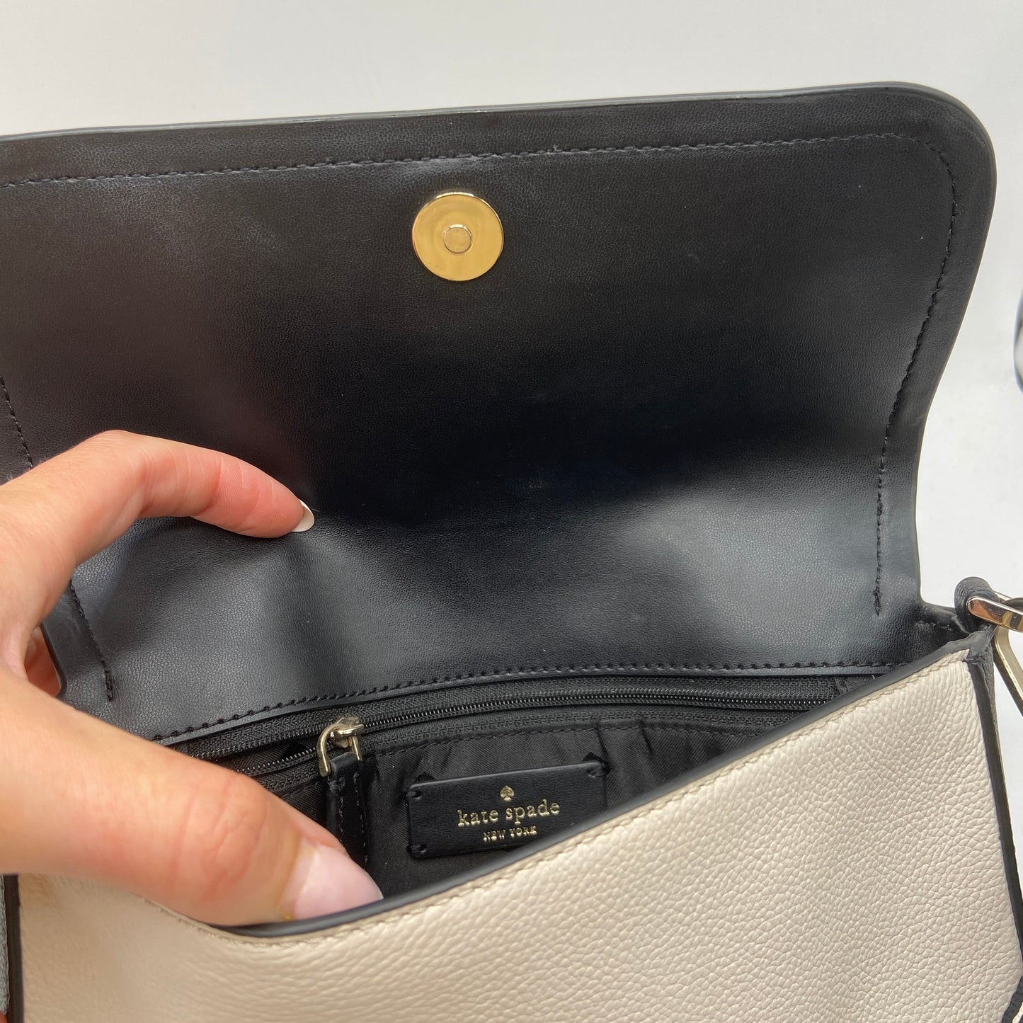 Crossbody Designer By Kate Spade, Size: Small