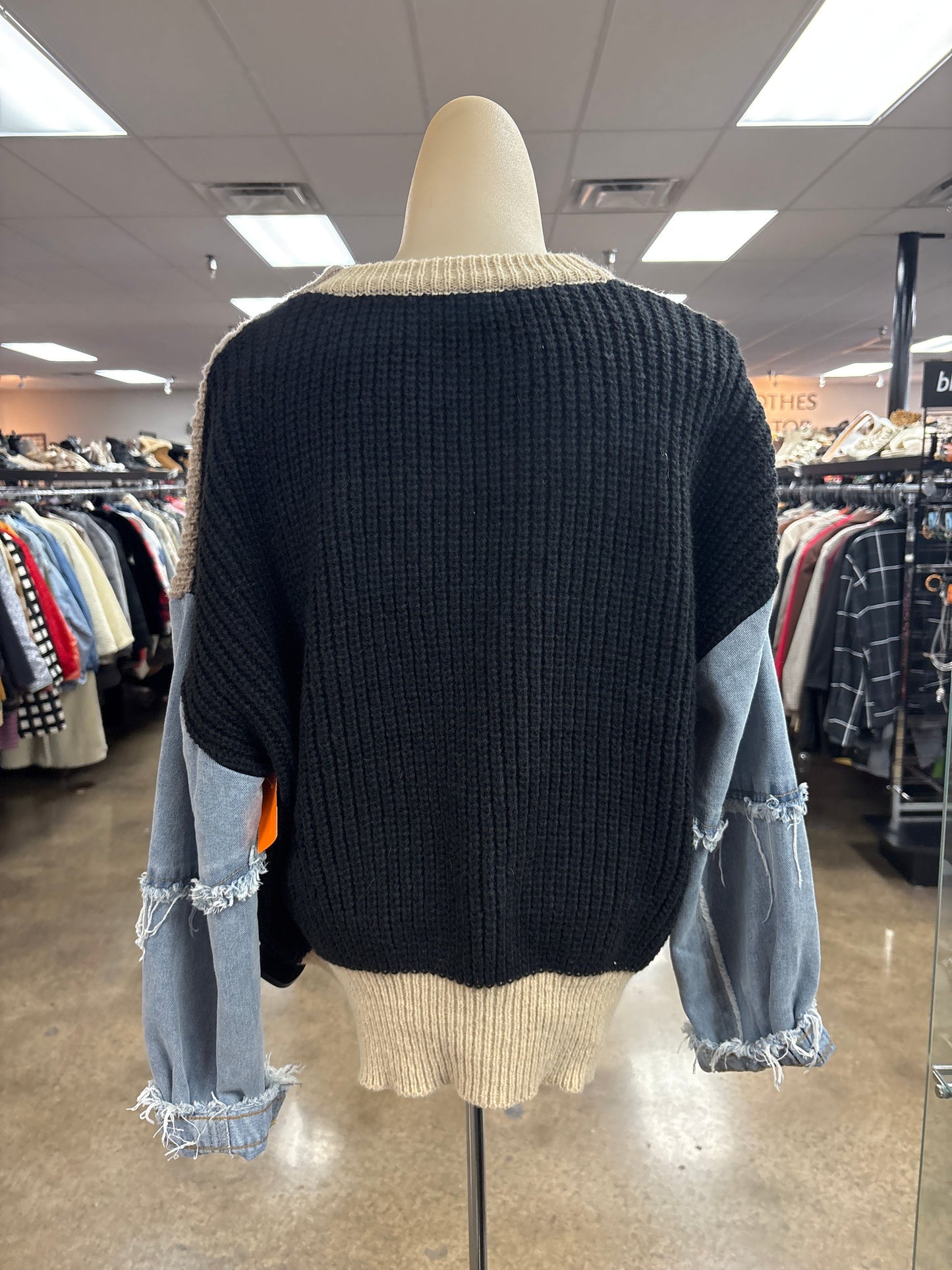 Sweater By Bibi In Multi, Size:S
