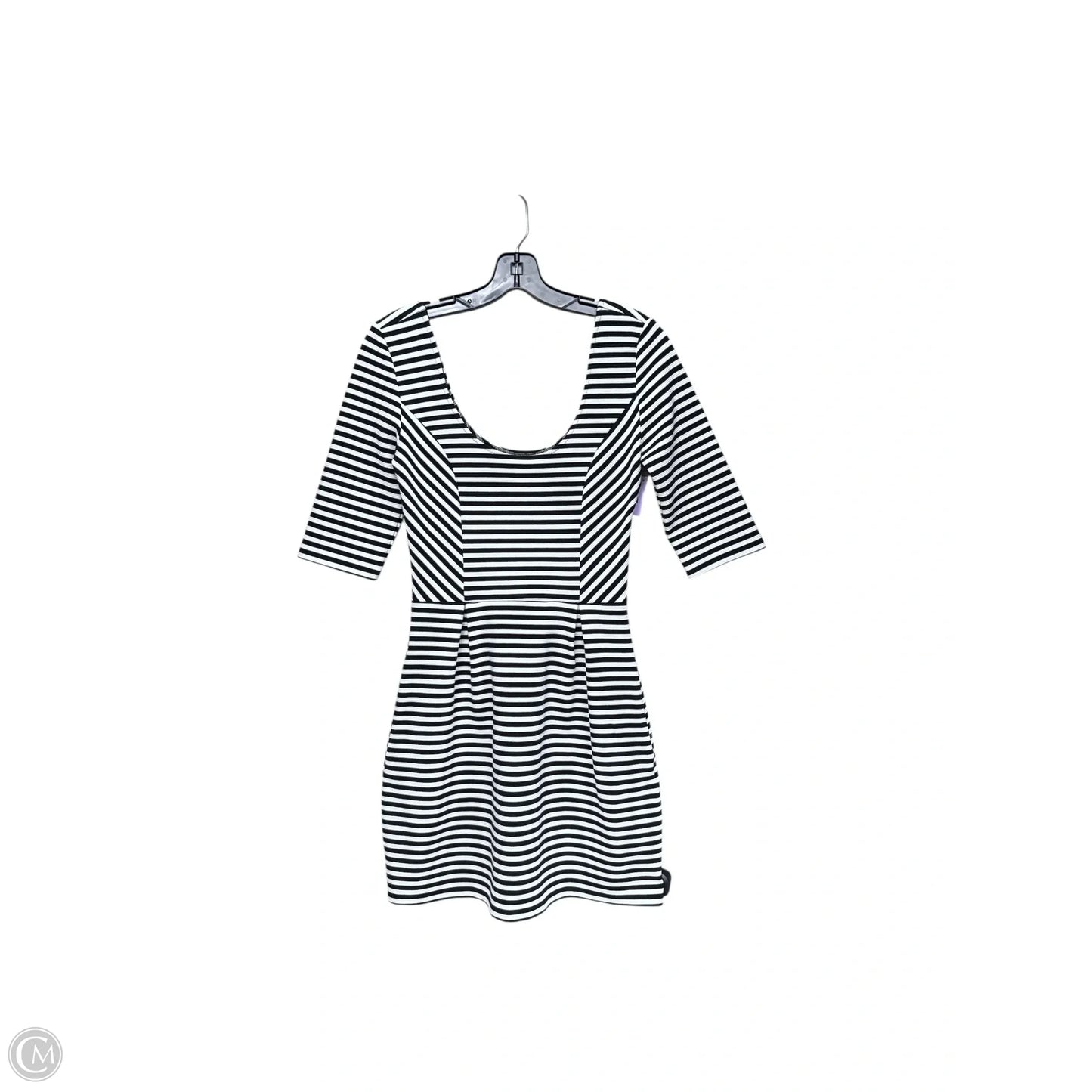 Dress Casual Short By Maison Jules In Black & Cream, Size: S