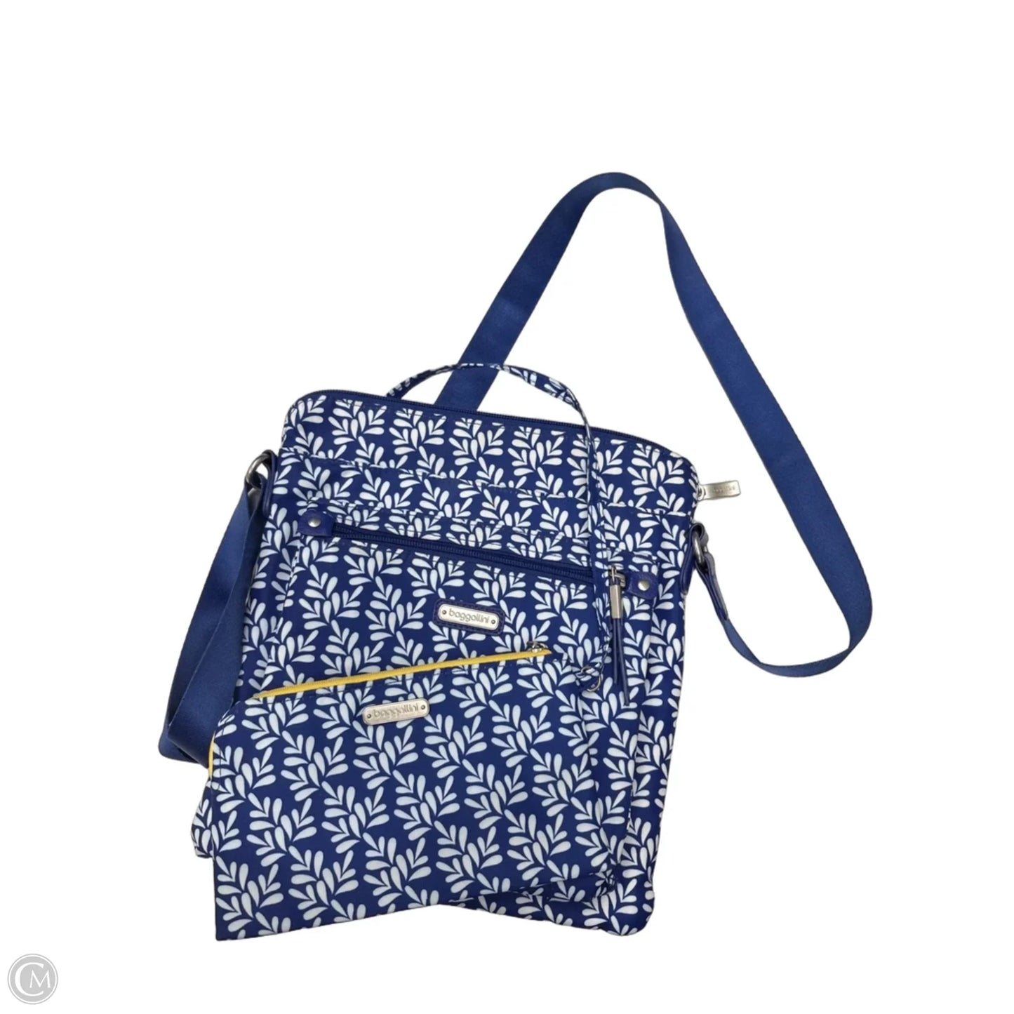 Crossbody By Baggallini, Size: Small