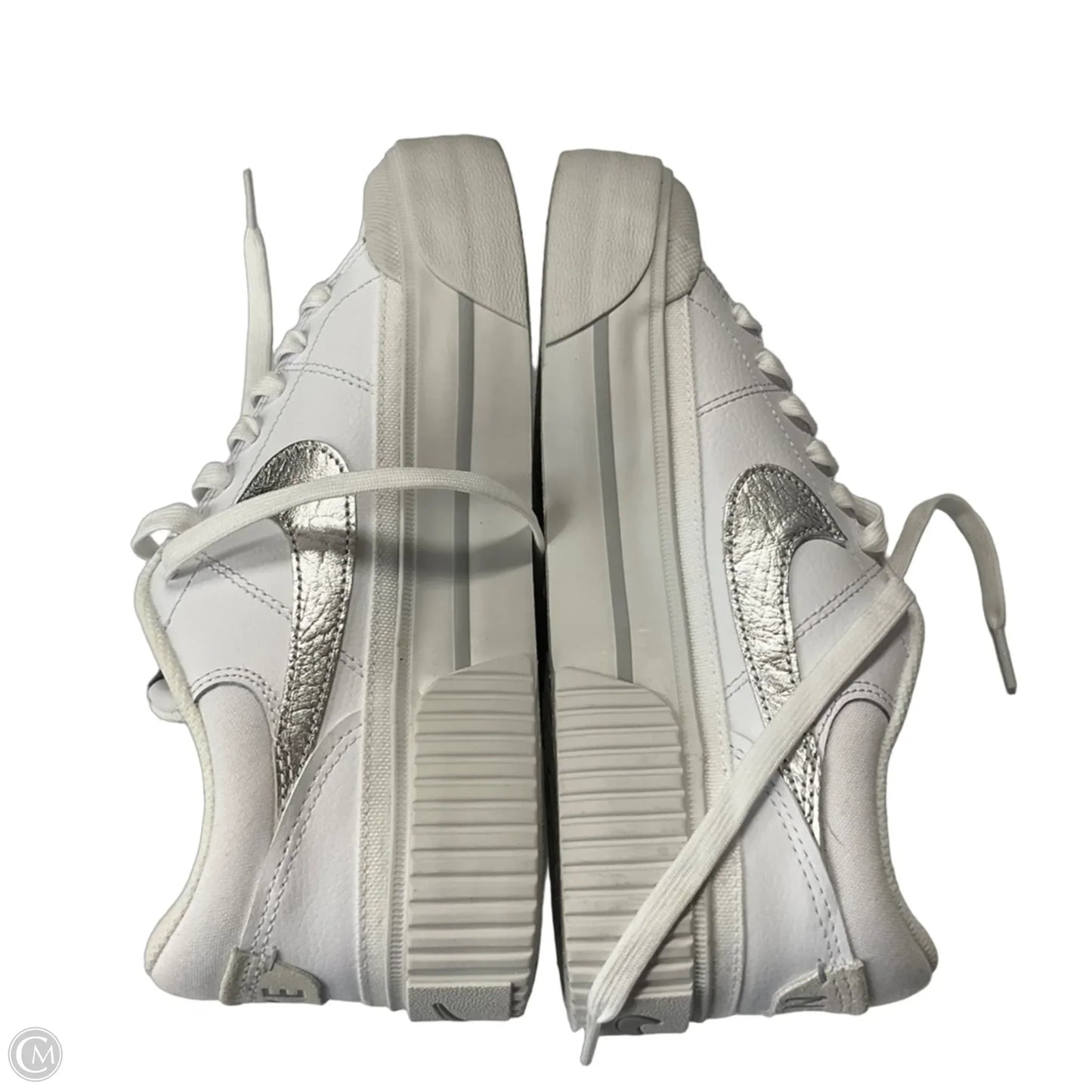 Shoes Sneakers By Nike In White, Size: 7