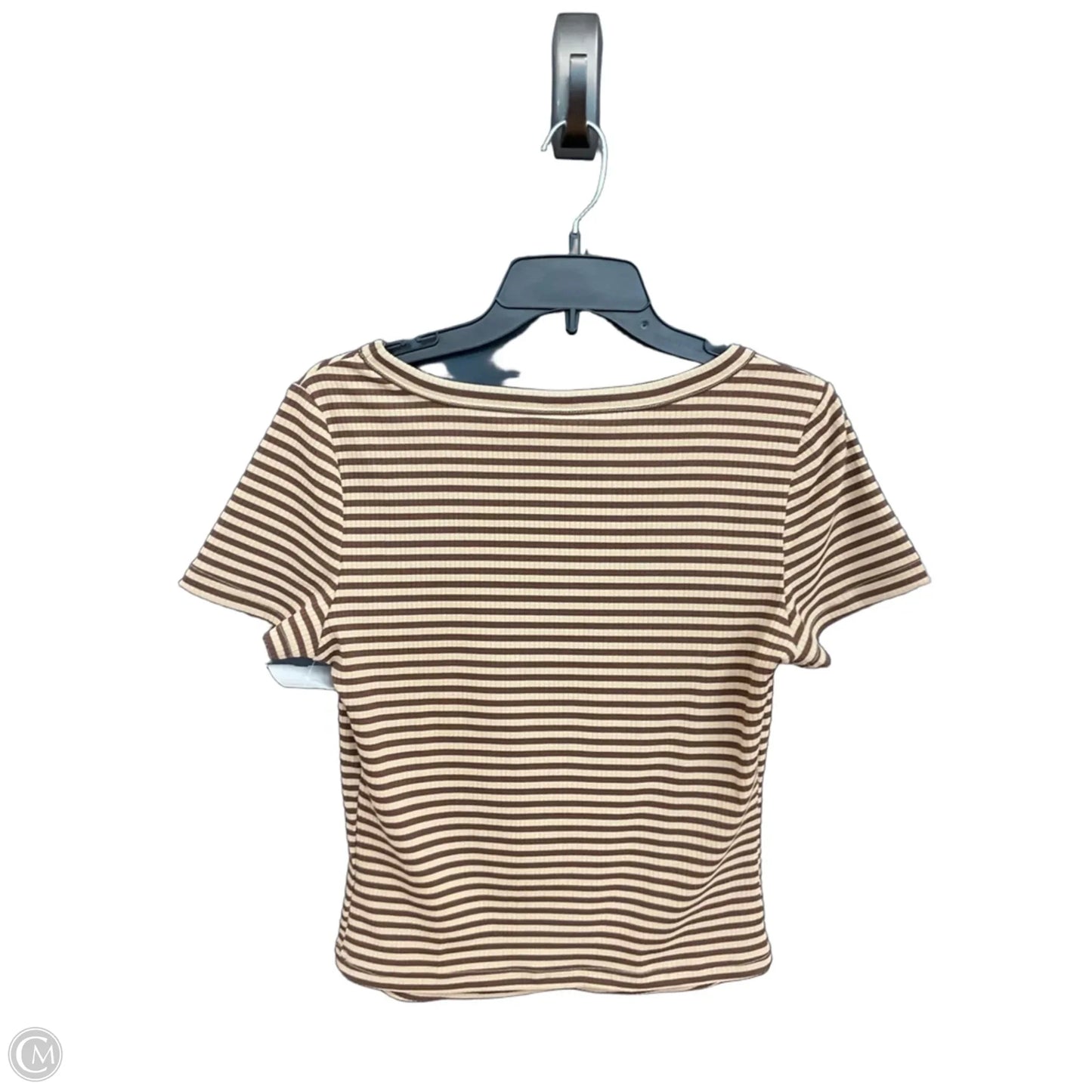 Top Short Sleeve By Trendy Queen In Brown, Size: M