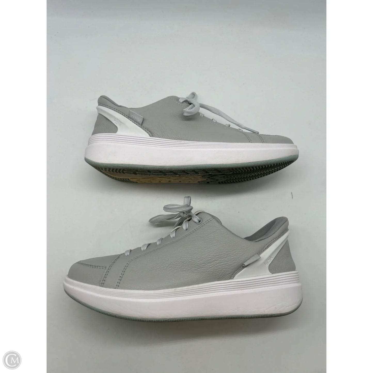 Shoes Athletic By Clothes Mentor In Grey, Size: 8