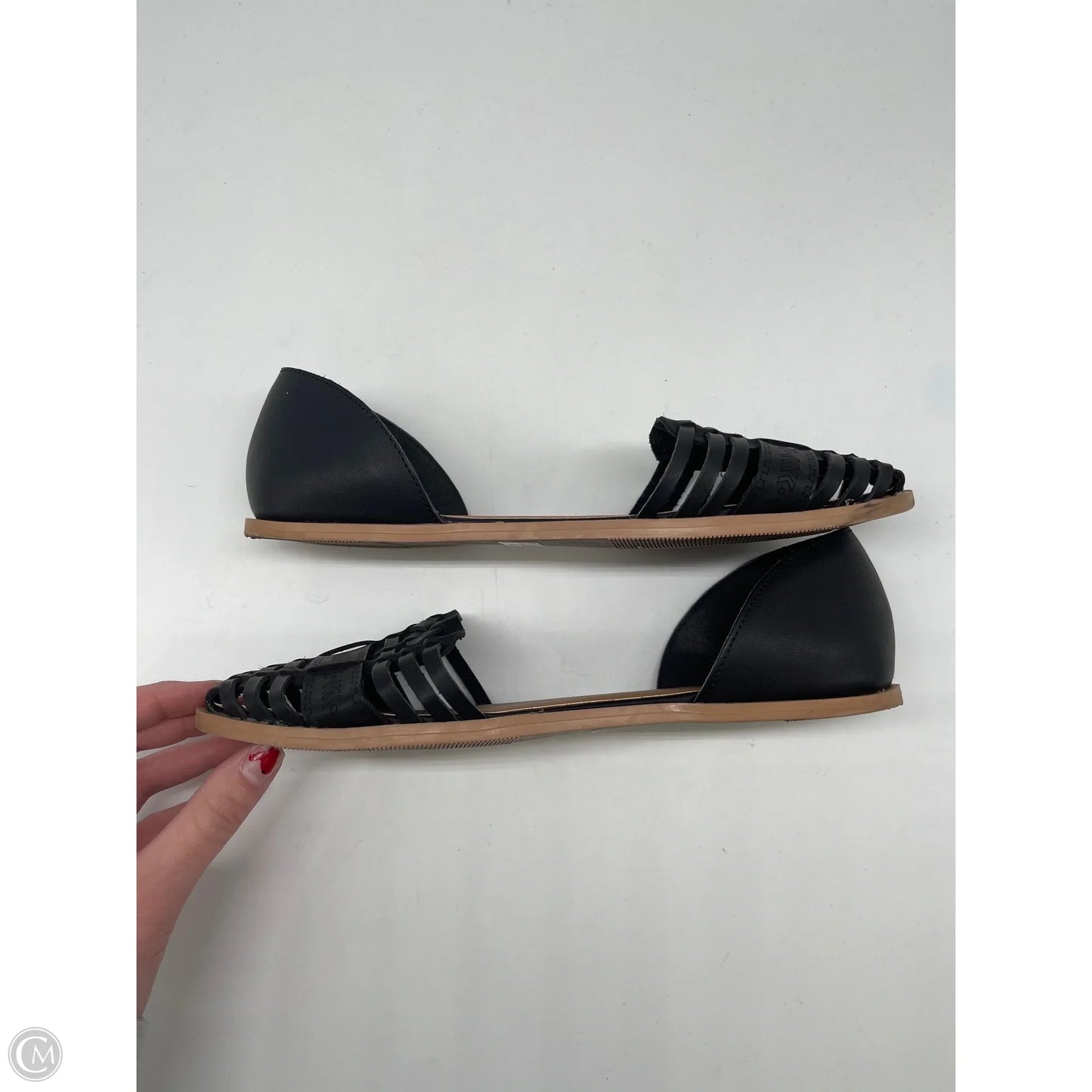 Sandals Flats By Qupid In Black, Size: 9