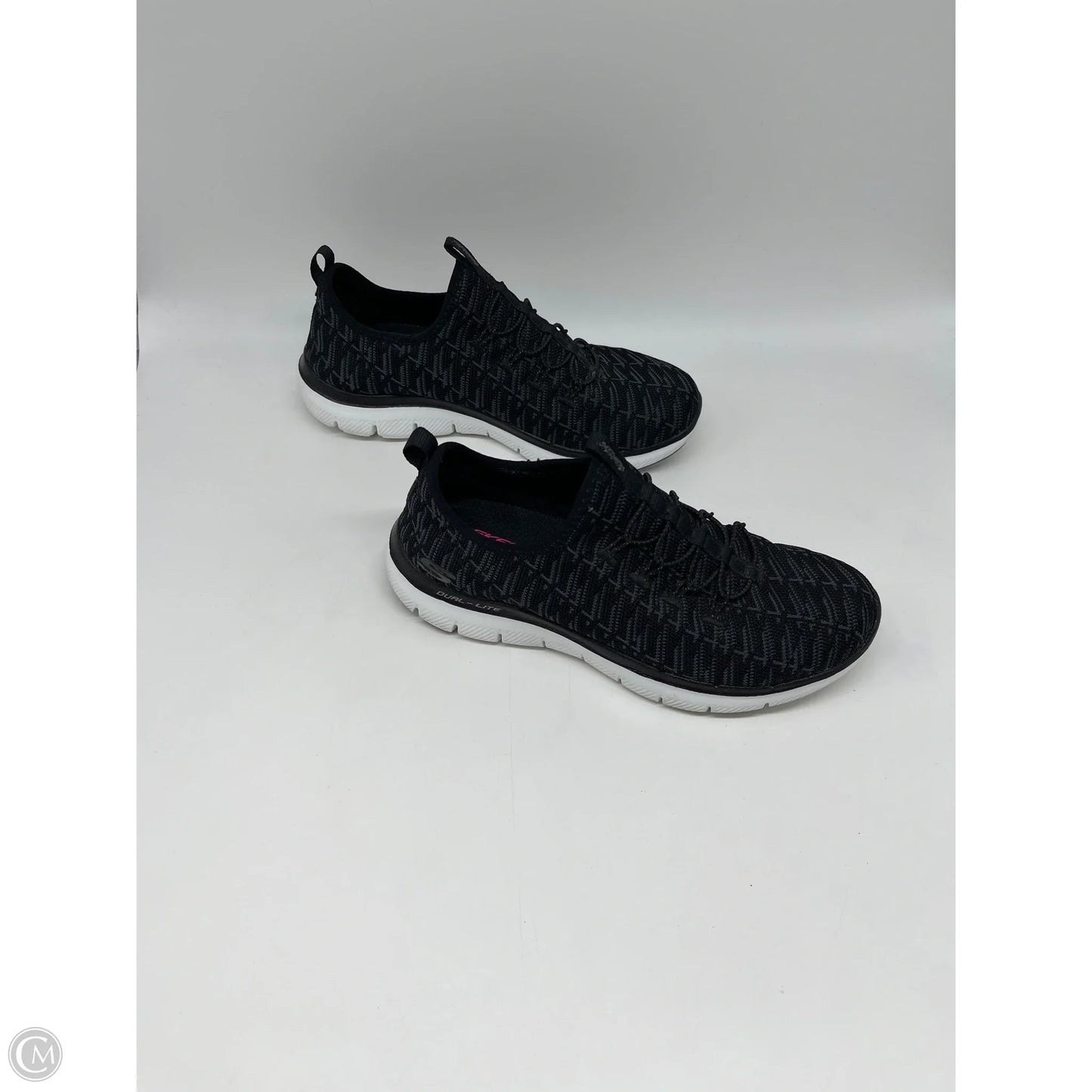 Shoes Athletic By Skechers In Black & Grey, Size: 7.5