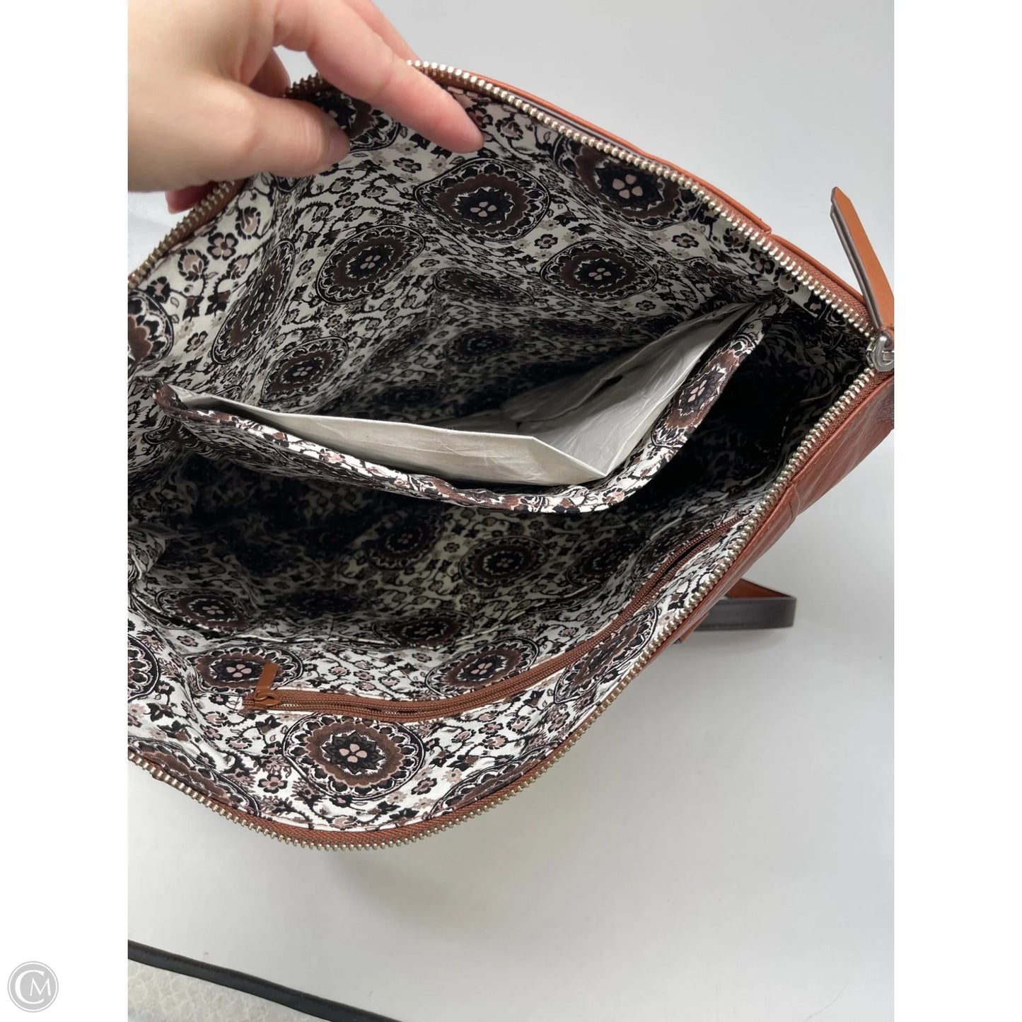 Handbag Leather By Vera Bradley, Size: Large