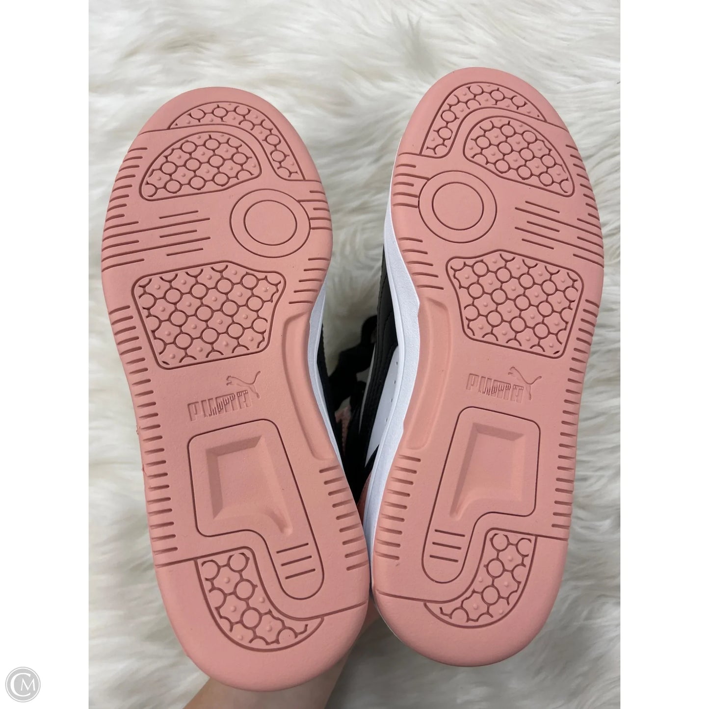 Shoes Sneakers By Puma In Pink, Size: 7