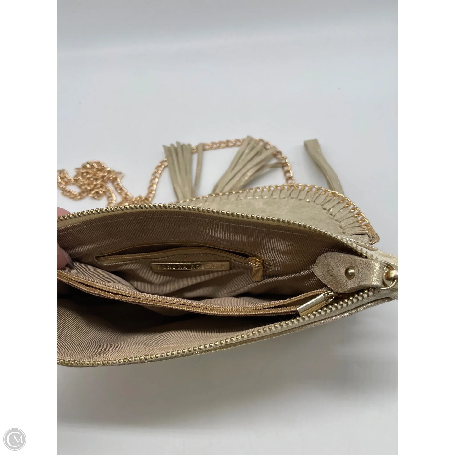 Crossbody Designer By Sondra Roberts, Size: Small