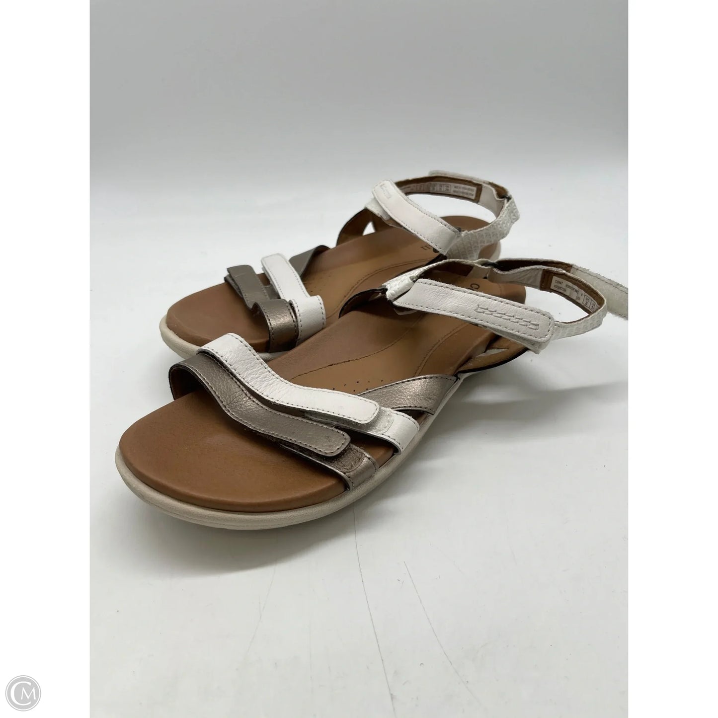 Sandals Flats By Cobb Hill In White, Size: 8