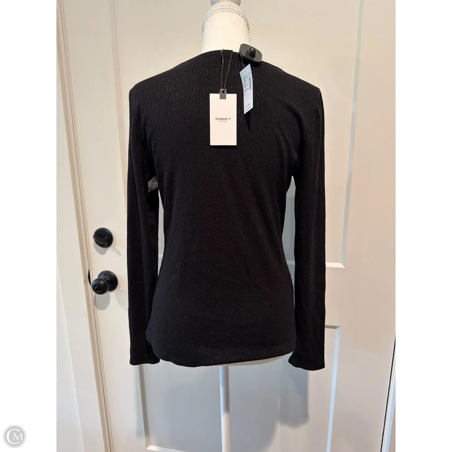 Top Long Sleeve By Maurices In Black, Size: M