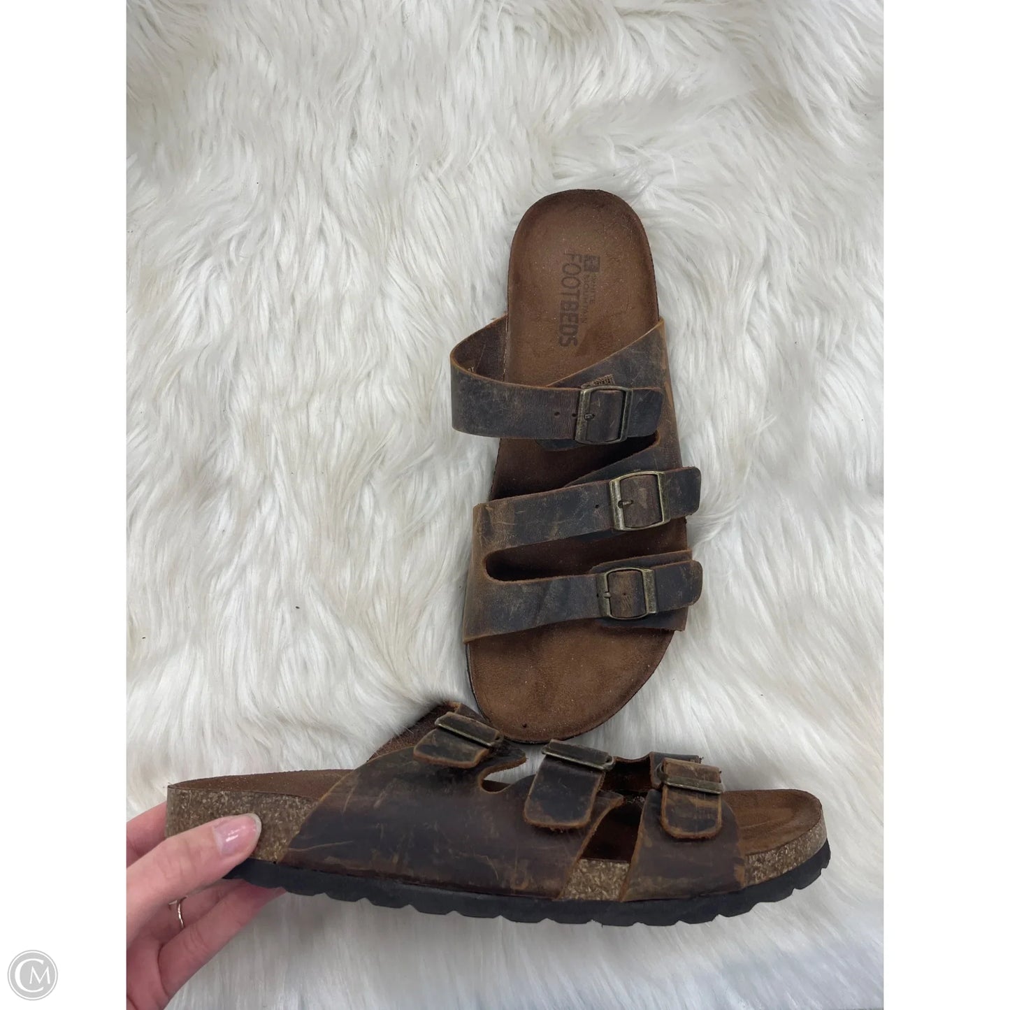 Sandals Flats By White Mountain In Brown, Size: 10