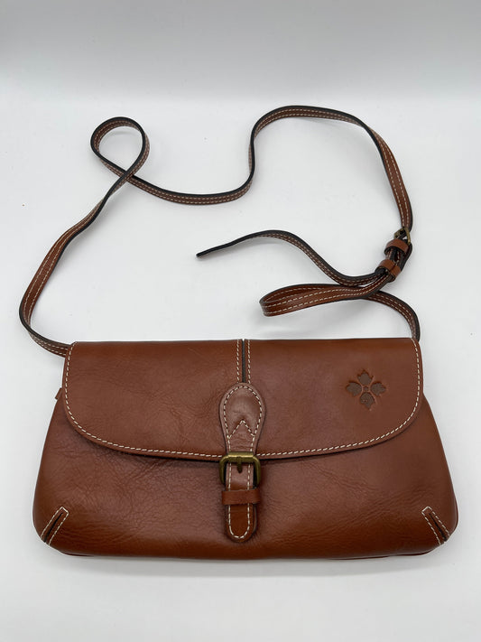 Handbag Designer By Patricia Nash  Size: Small