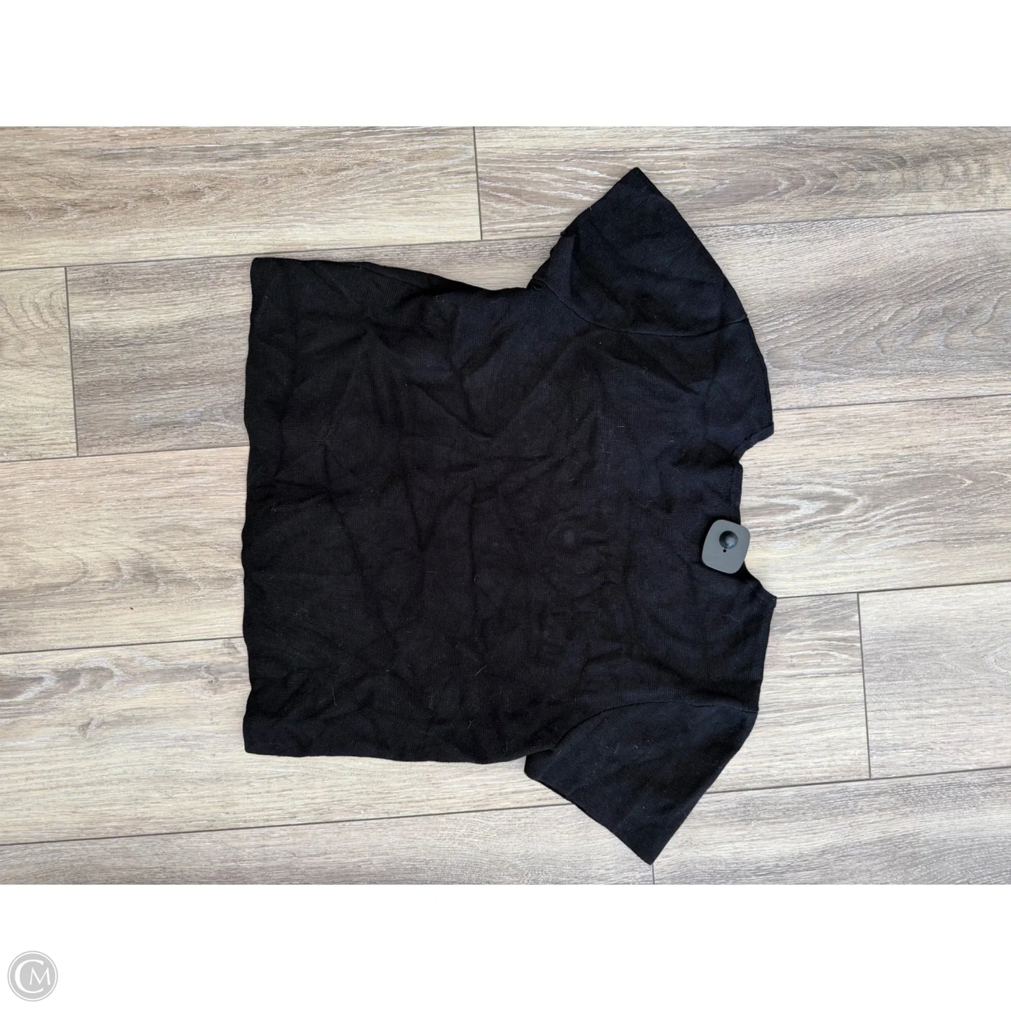 Top Short Sleeve By Cyrus In Black, Size: L