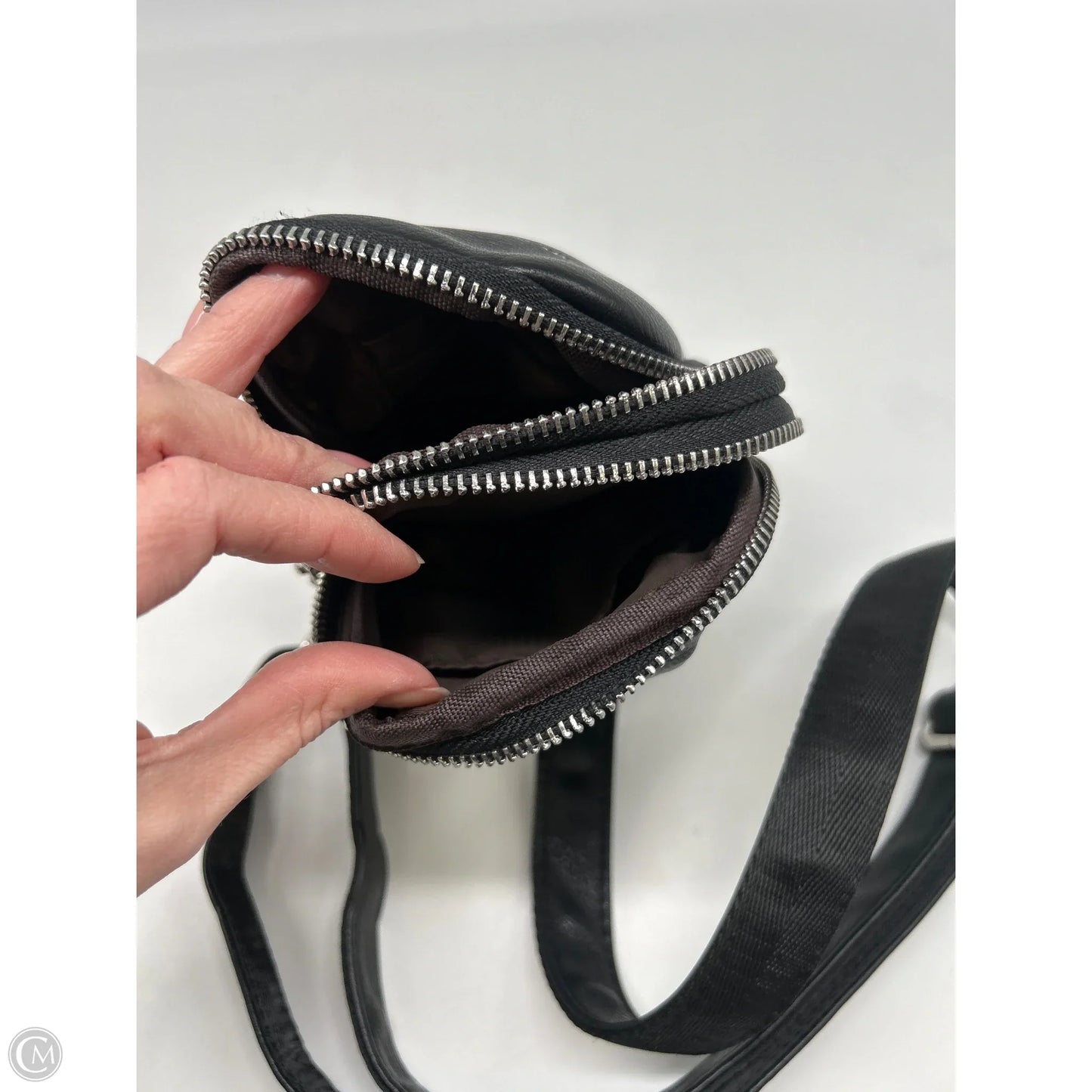 Crossbody By Clothes Mentor, Size: Small