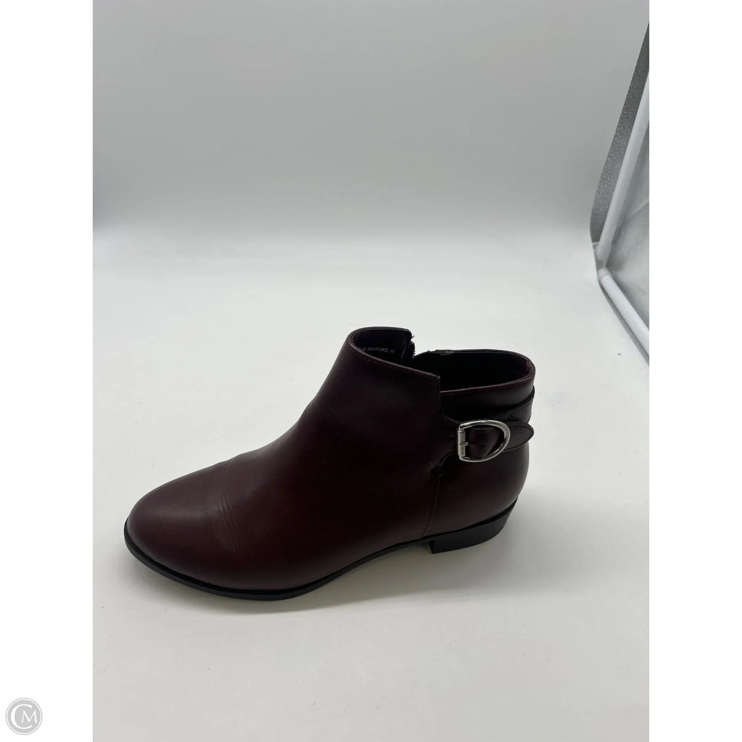Boots Ankle Flats By St Johns Bay In Maroon, Size: 7
