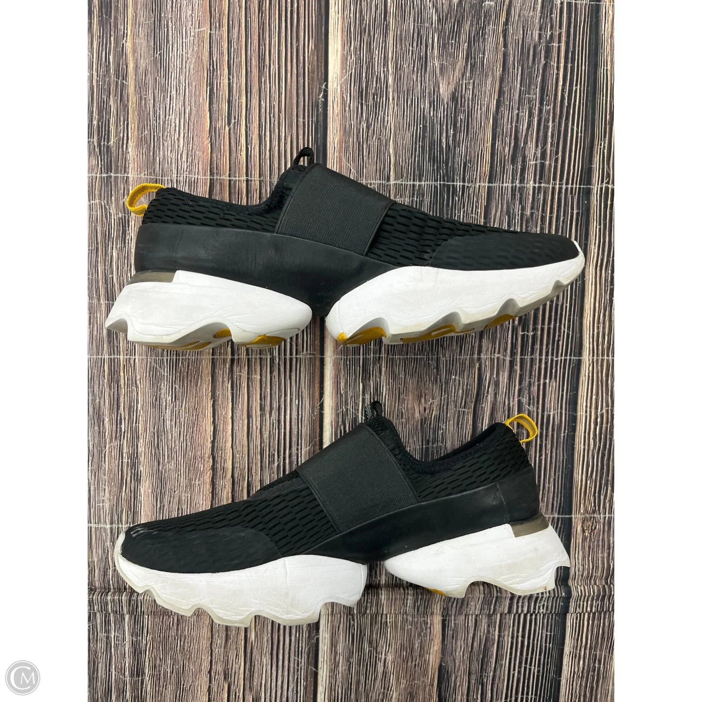 Shoes Athletic By Sorel In Black, Size: 11