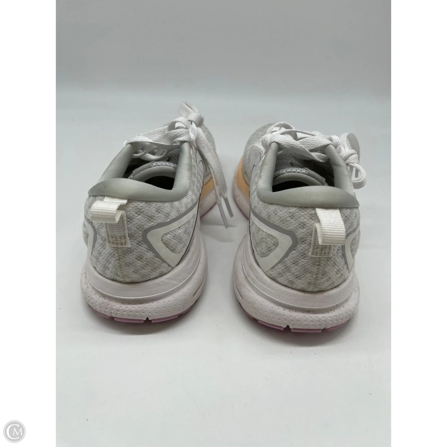 Shoes Athletic By Brooks In White, Size: 6.5
