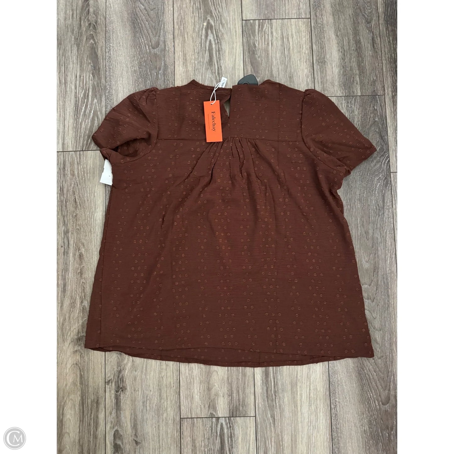 Top Short Sleeve By Clothes Mentor In Brown, Size: Xl