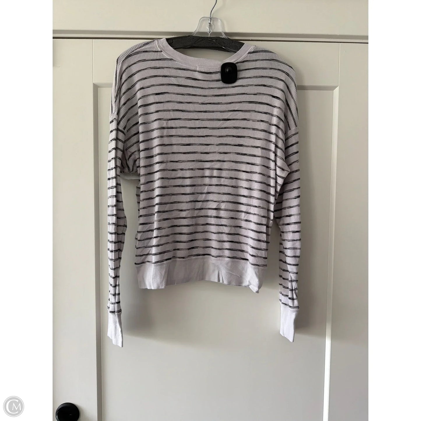 Top Long Sleeve By Michael Stars In White, Size: S
