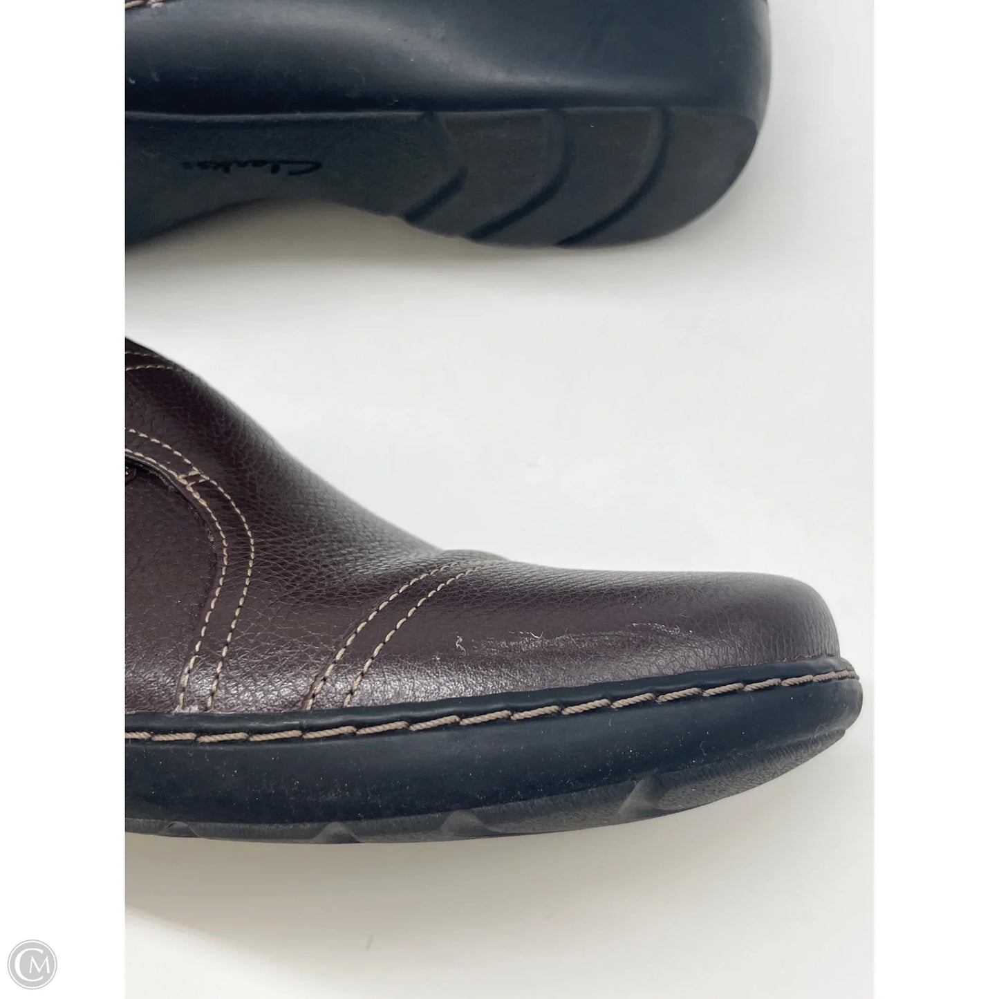 Shoes Flats By Clarks In Brown, Size: 10