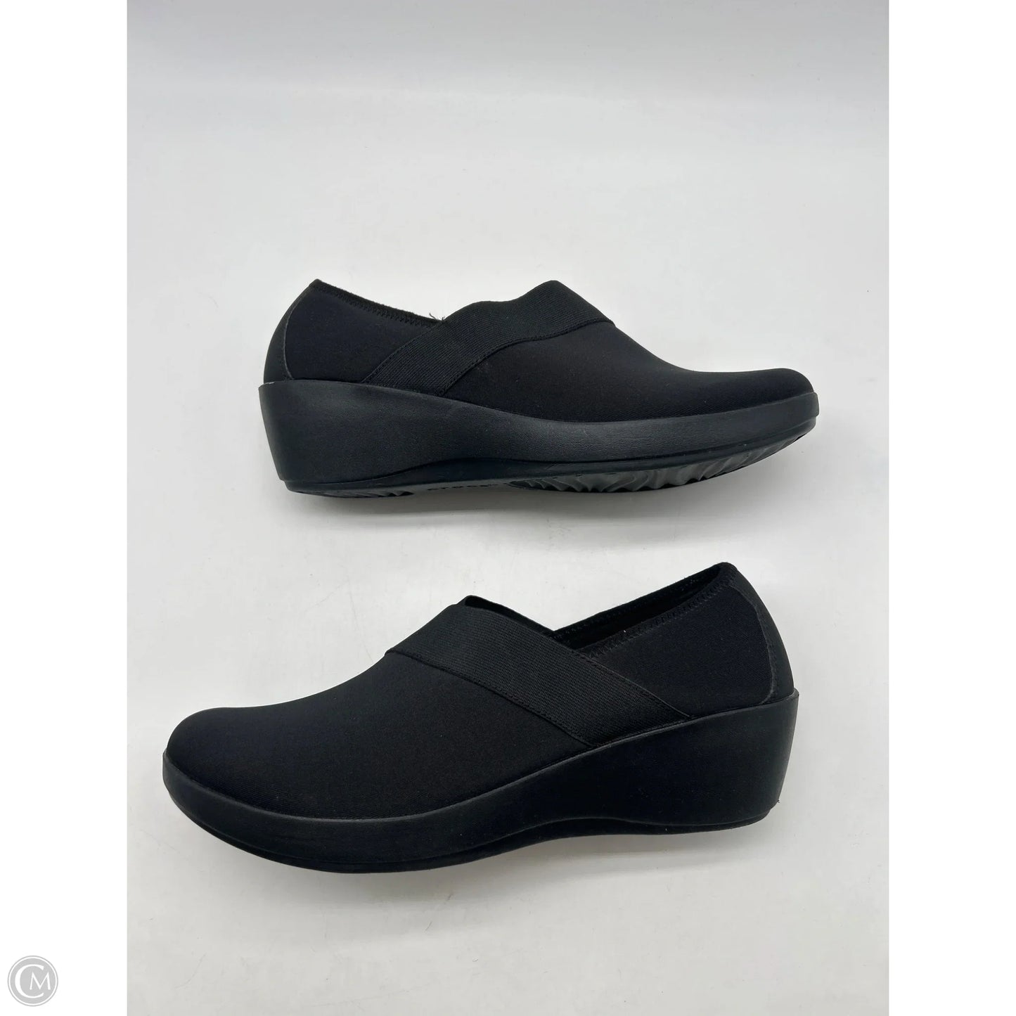 Shoes Heels Wedge By Crocs In Black, Size: 11