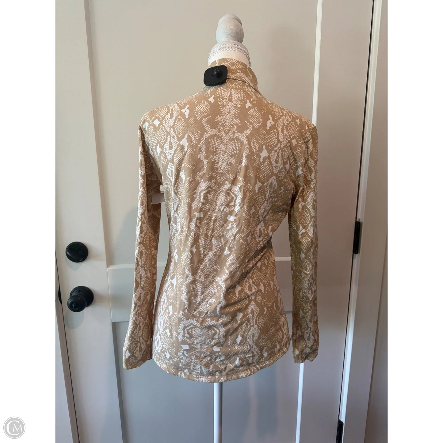 Top Long Sleeve By J Mclaughlin In Tan, Size: S
