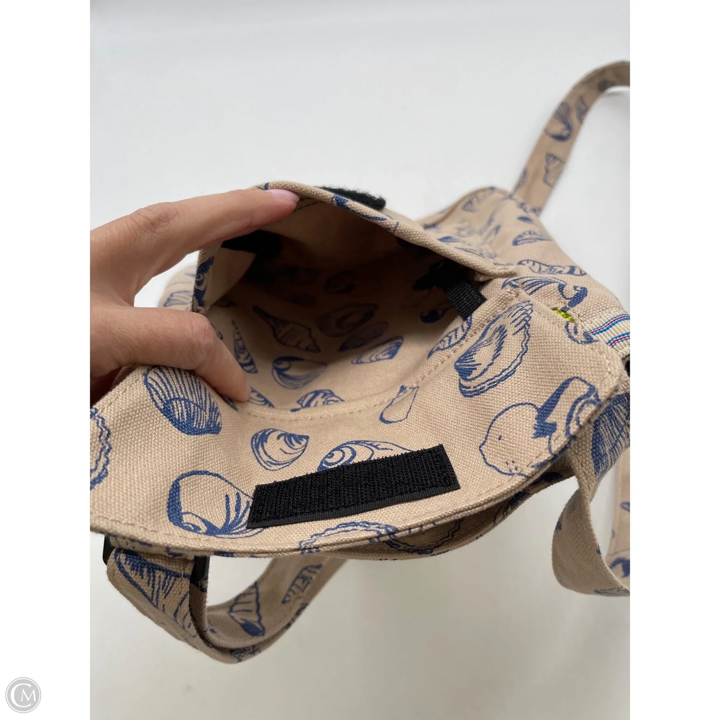 Crossbody By Kavu, Size: Small