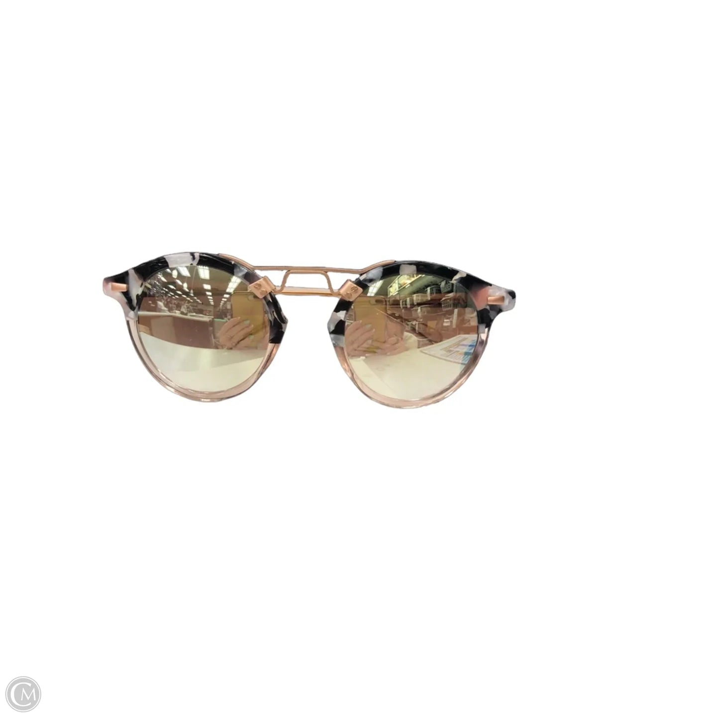 Sunglasses By Clothes Mentor, Size: