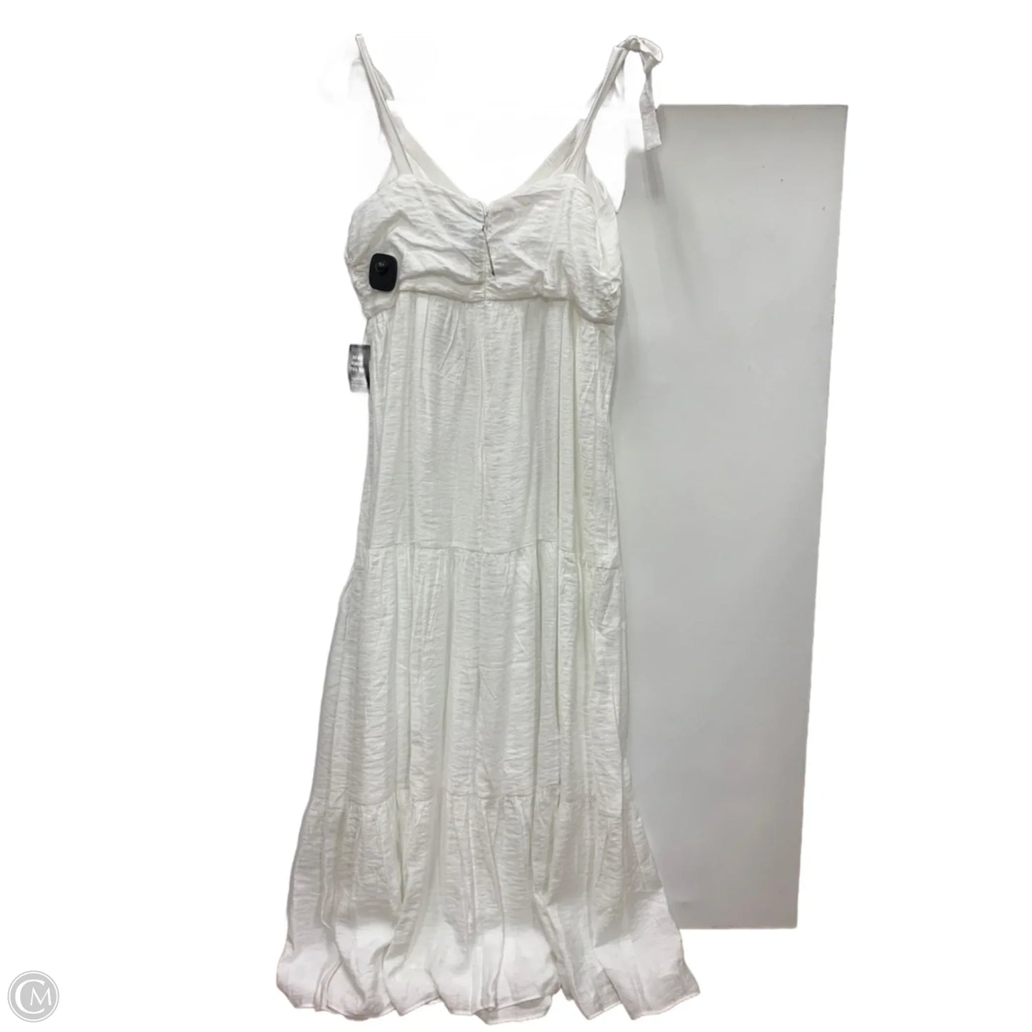 Dress Casual Maxi By Express In White, Size: L