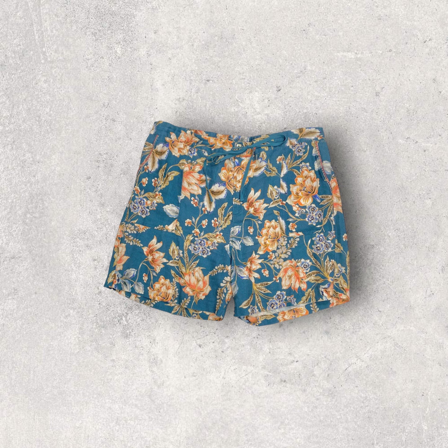 Shorts Designer By Johnny Was Size: Xl