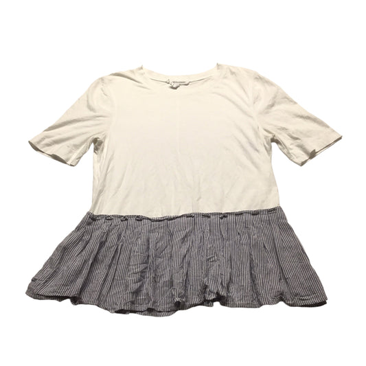 Top Short Sleeve By Bcbgeneration  Size: M
