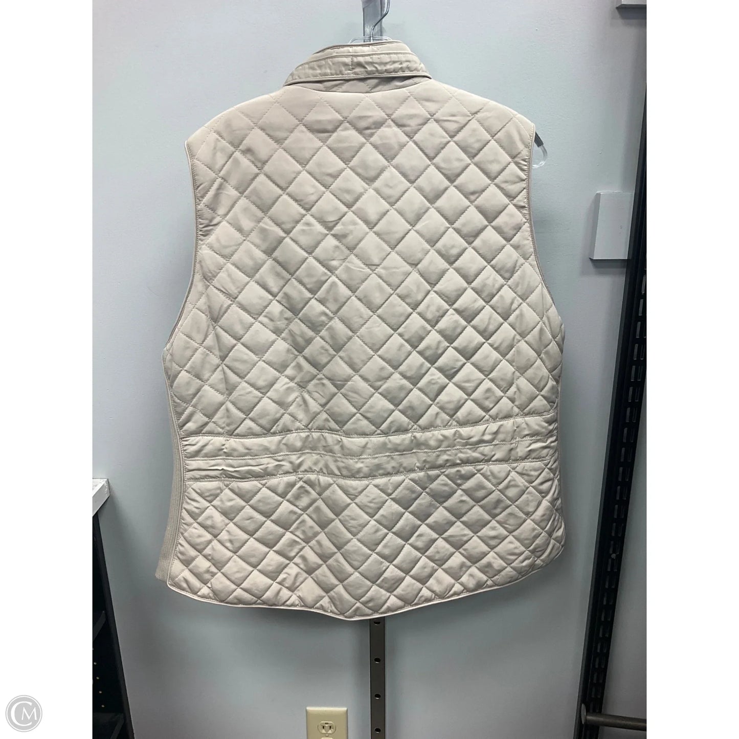 Vest Puffer & Quilted By Dressbarn In Tan, Size: 2x