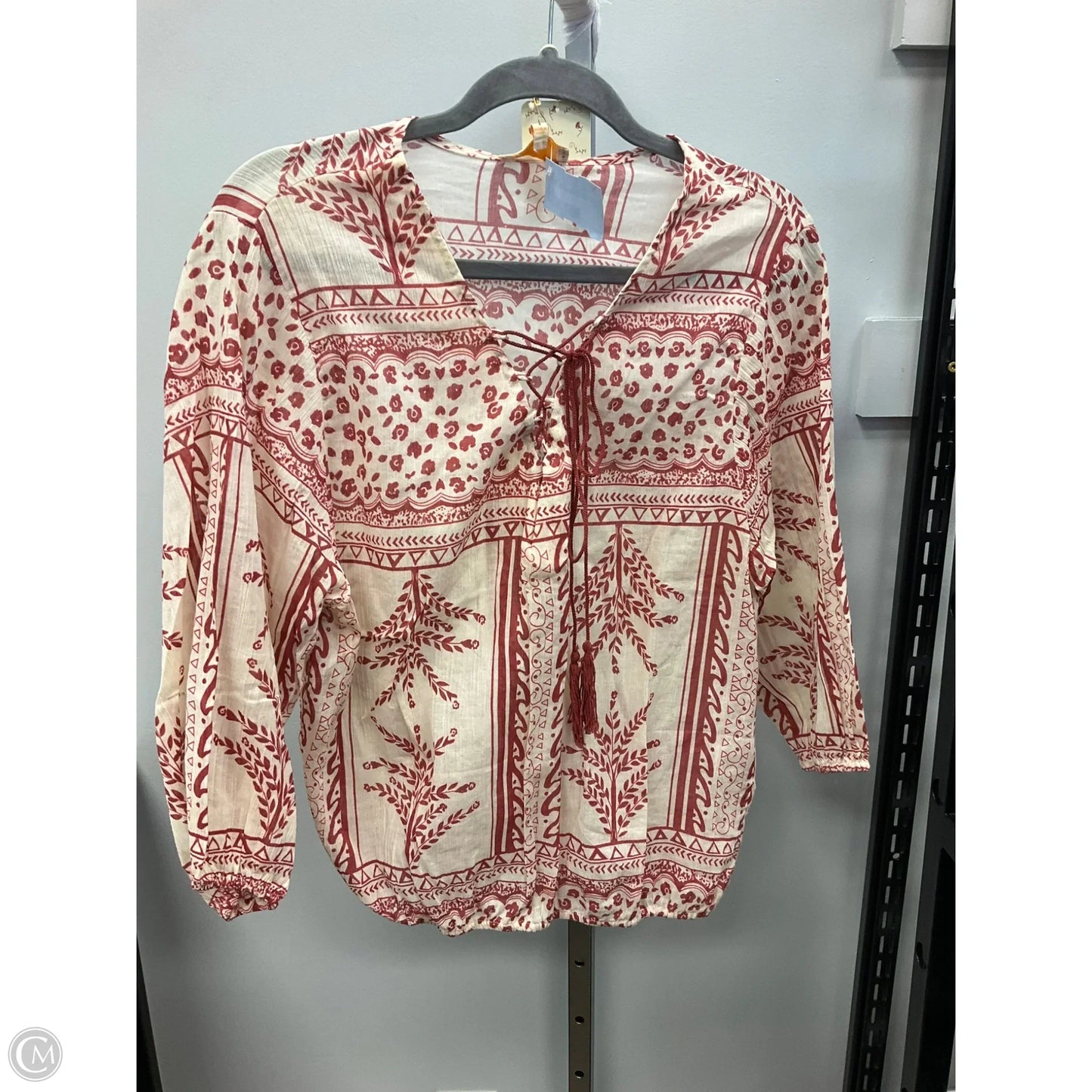 Top Long Sleeve By Lucy And Laurel In Red & White, Size: S