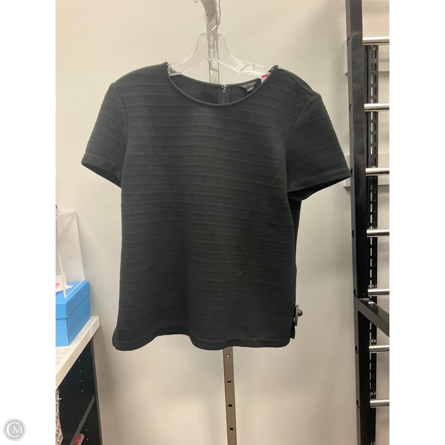 Top Short Sleeve By Ann Taylor In Black, Size: L