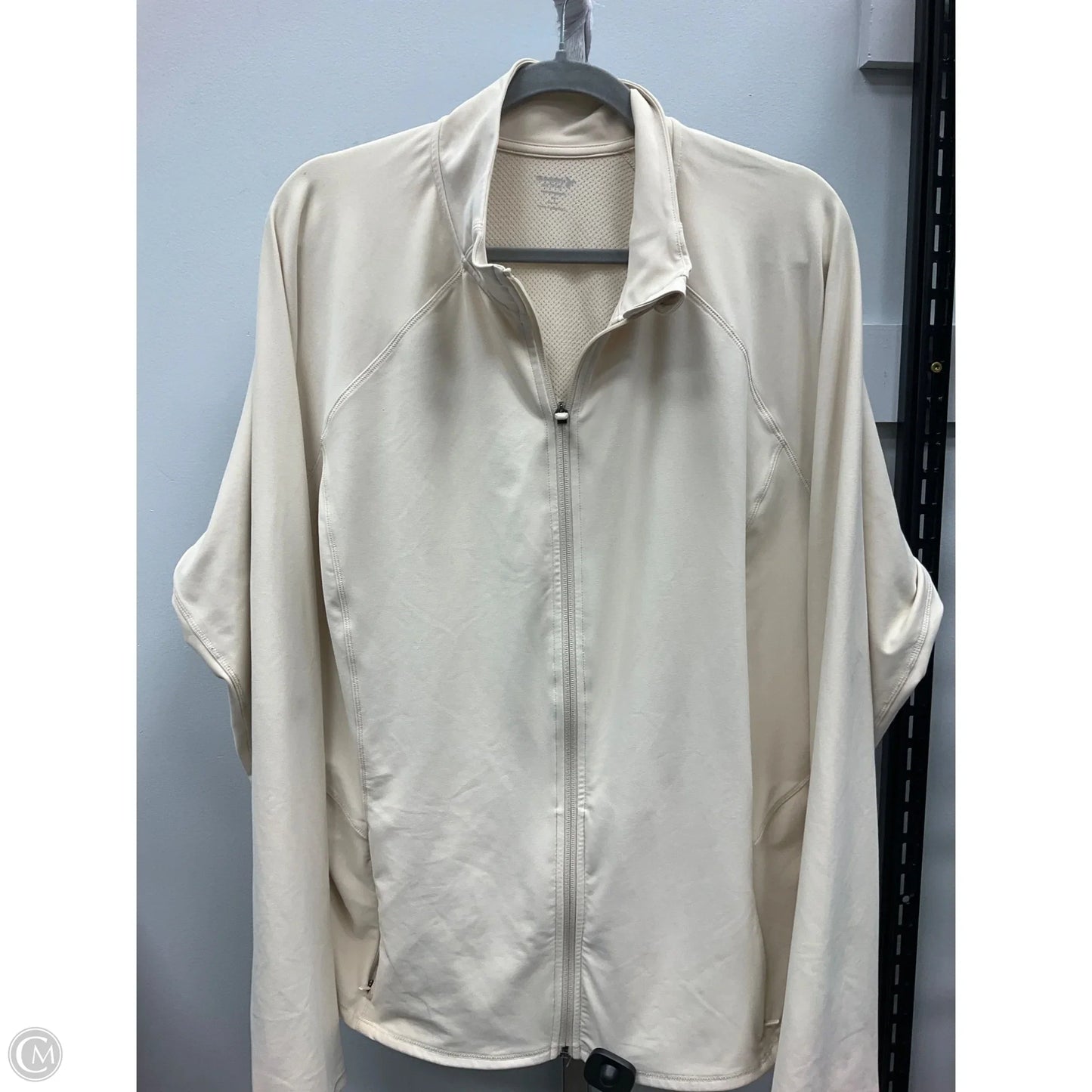 Athletic Top Long Sleeve Collar By Old Navy In Cream, Size: 3x