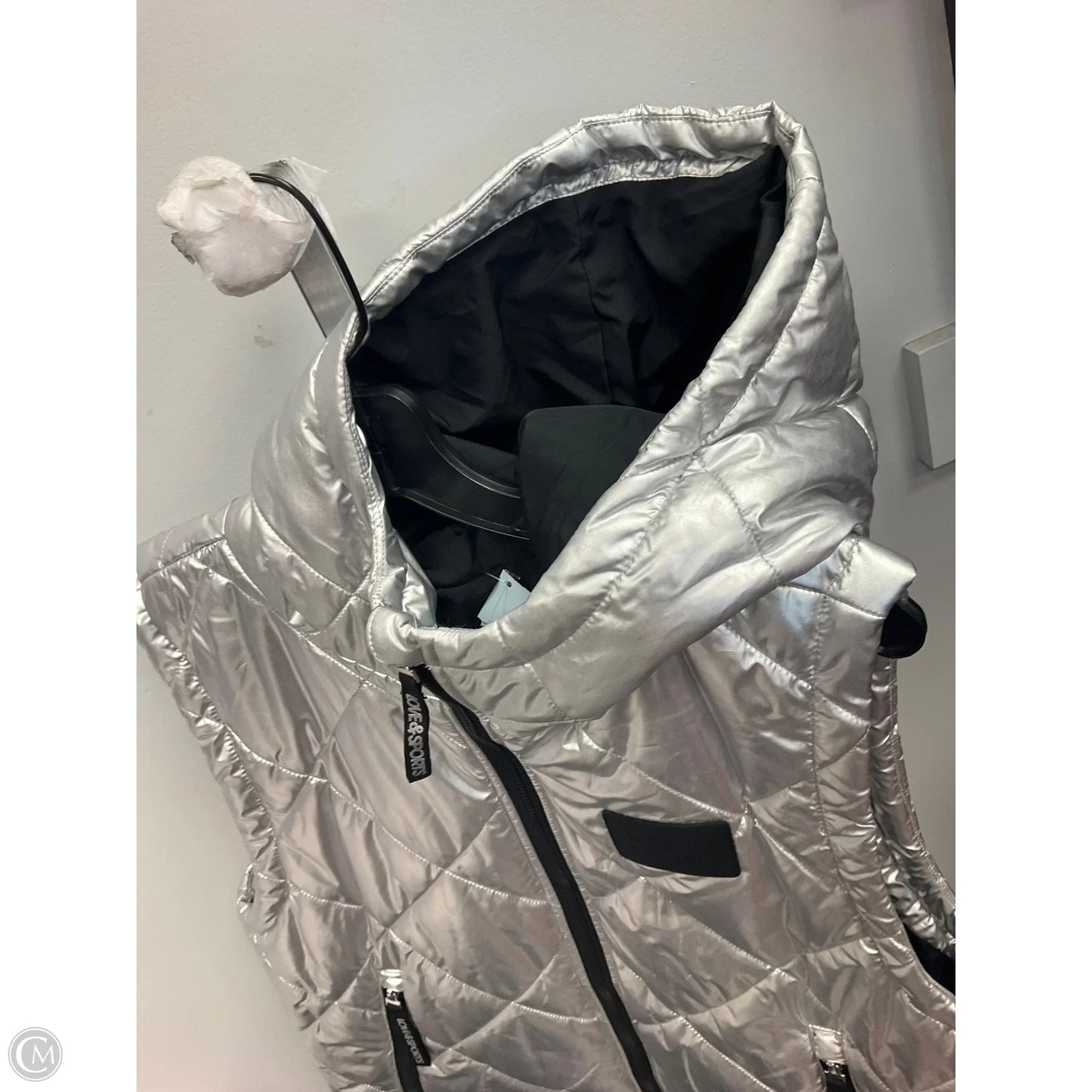 Vest Puffer & Quilted By Love & Sports In Silver, Size: M