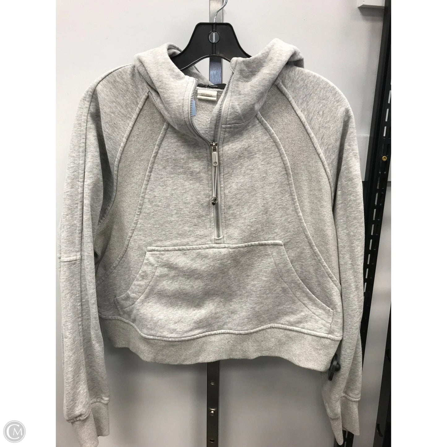 Sweatshirt Hoodie By Trendy Queen In Grey, Size: M