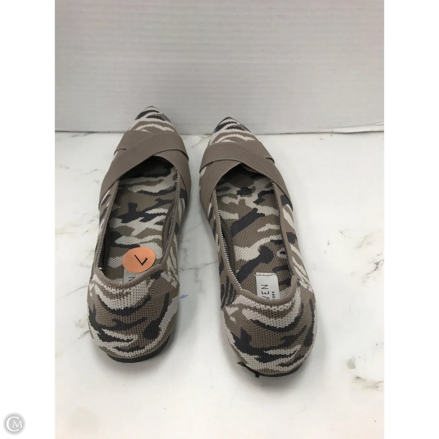 Shoes Flats By Cmc In Camouflage Print, Size: 7