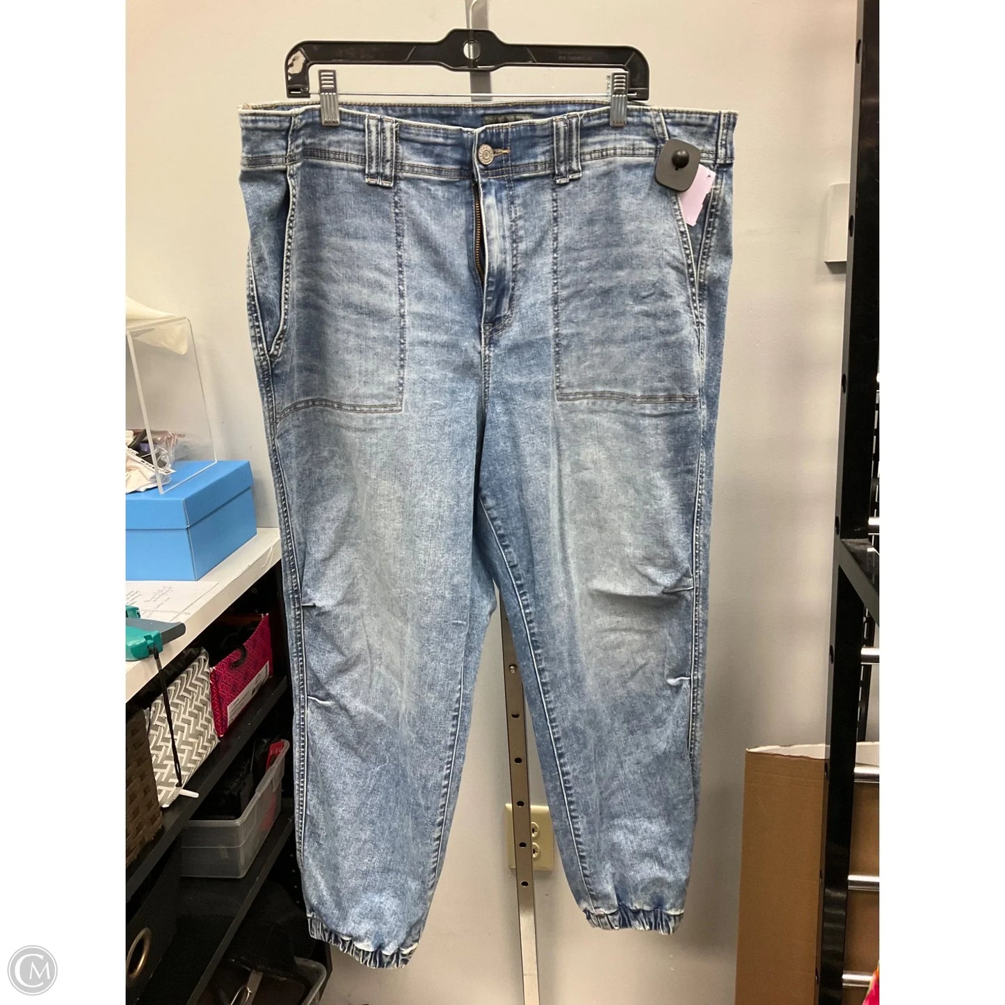 Jeans Skinny By Torrid In Blue Denim, Size: 18