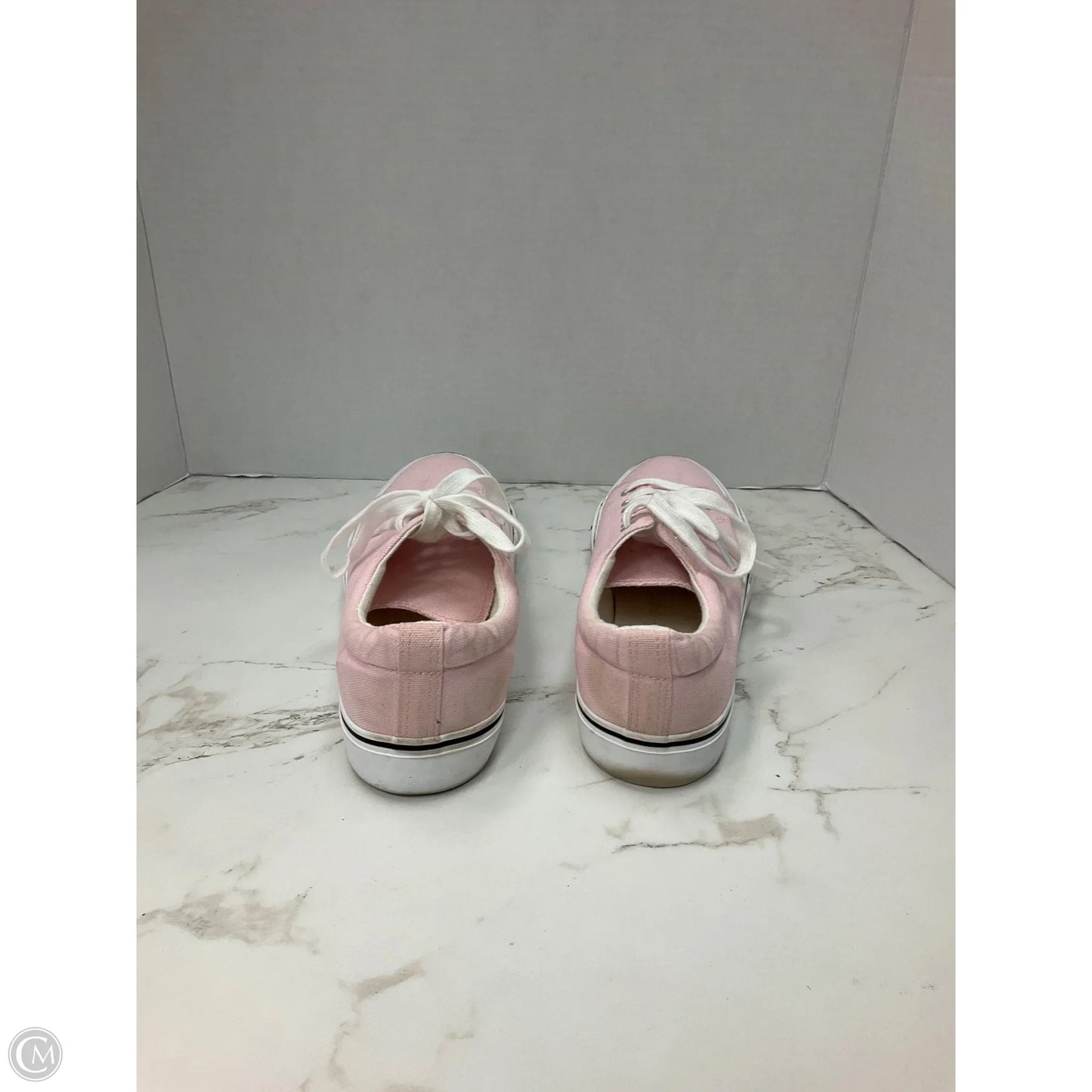 Shoes Sneakers By Clothes Mentor In Pink, Size: 10