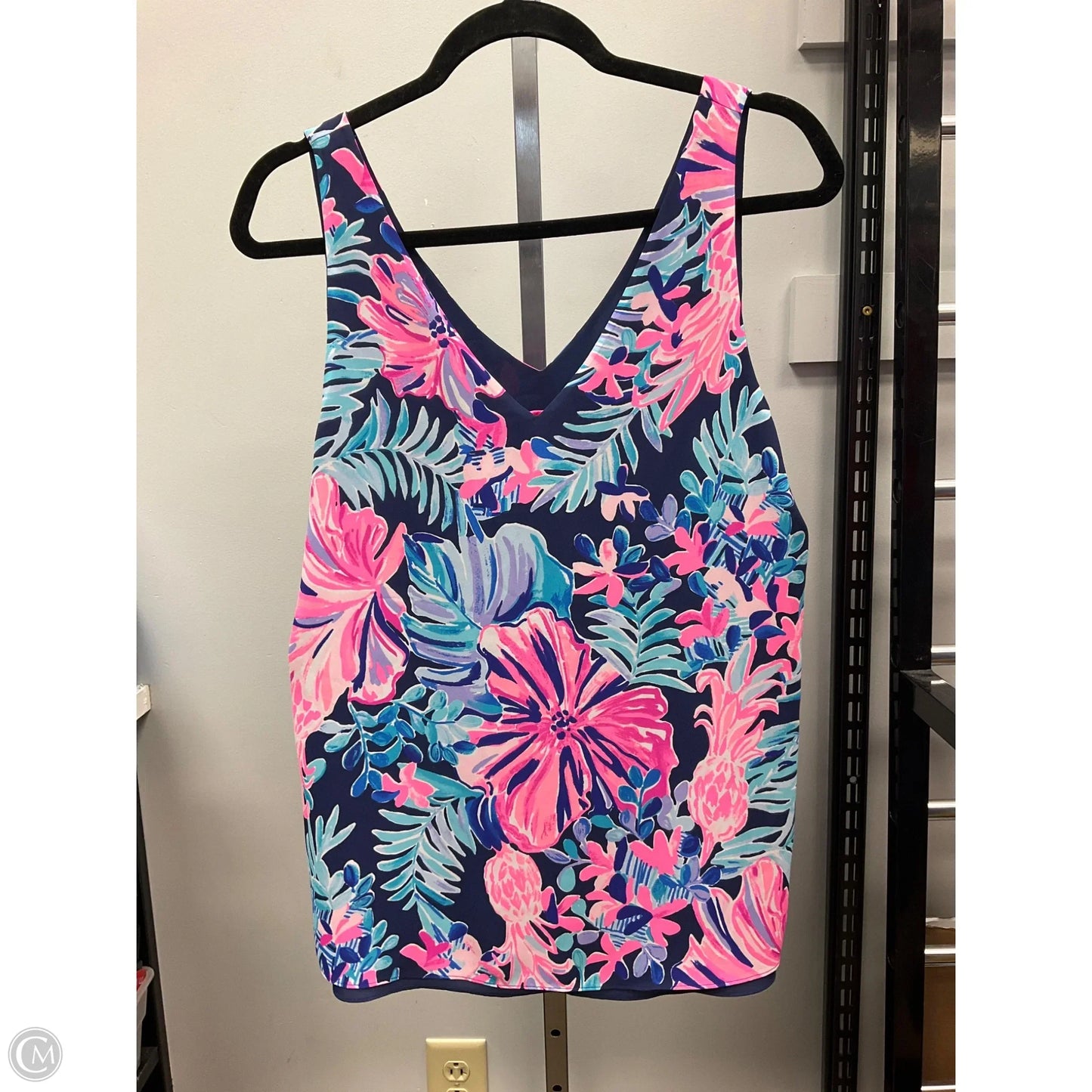 Top Sleeveless Designer By Lilly Pulitzer In Floral Print, Size: M