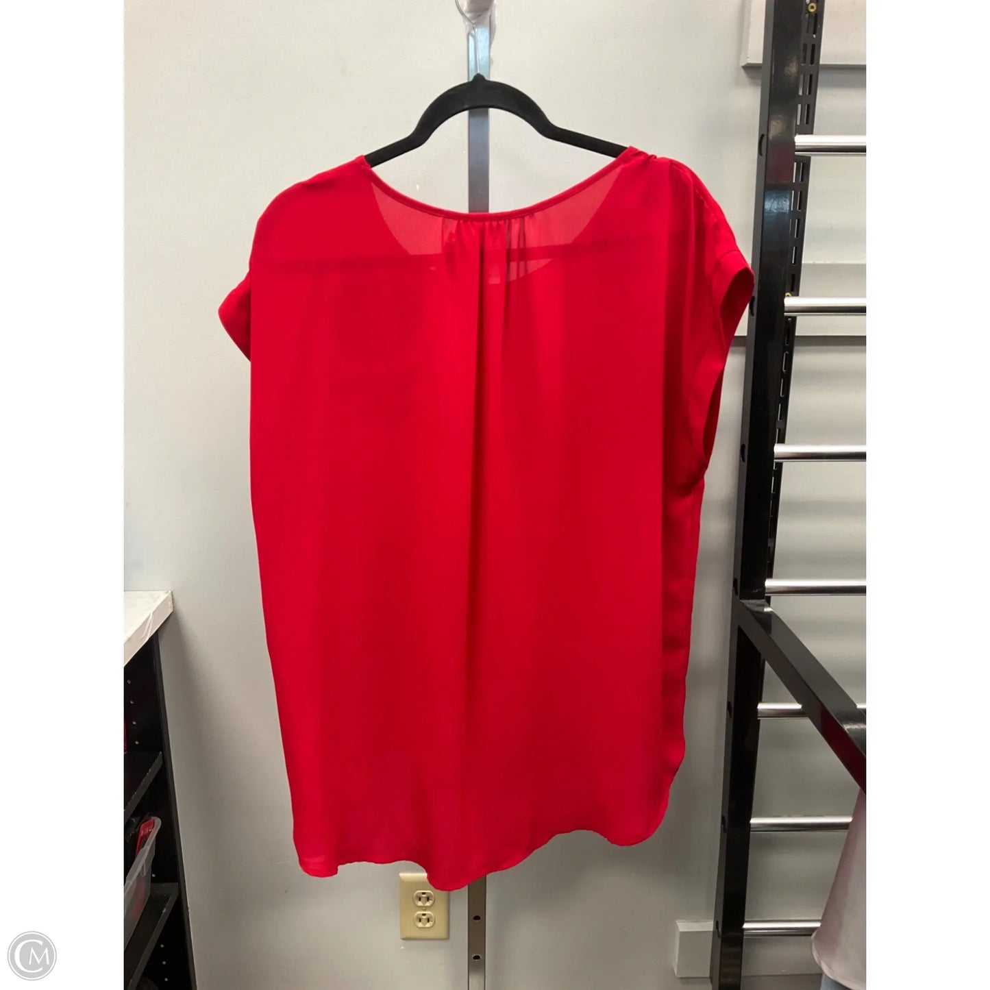 Top Short Sleeve By Tacera In Red, Size: Xl