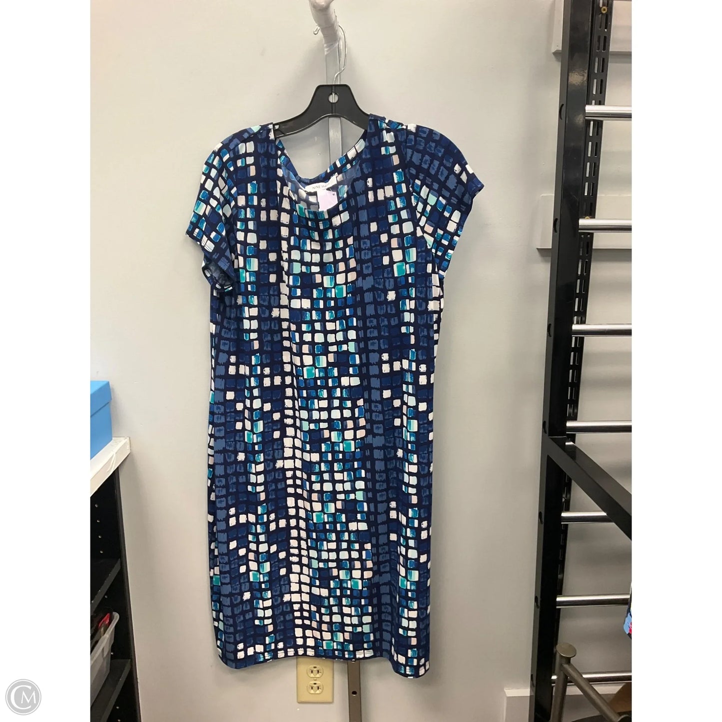 Dress Casual Short By Nine West In Blue, Size: L