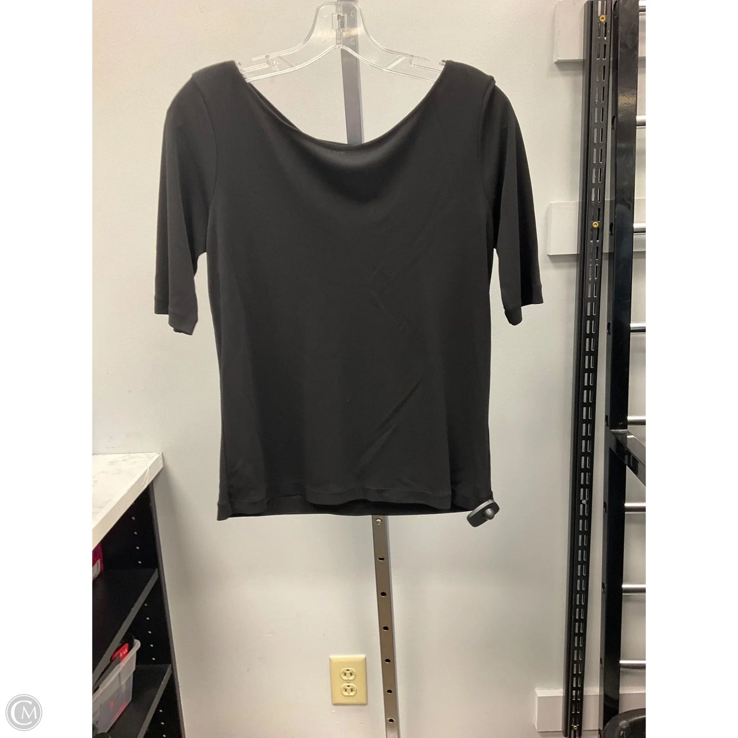 Top Short Sleeve By Dkny In Black, Size: M