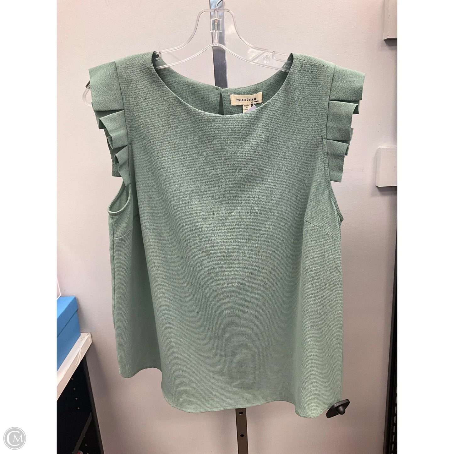 Top Sleeveless By Monteau In Green, Size: L
