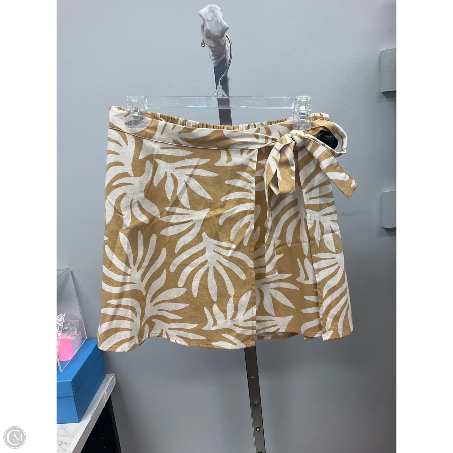 Skirt Mini & Short By A New Day In Beige, Size: S