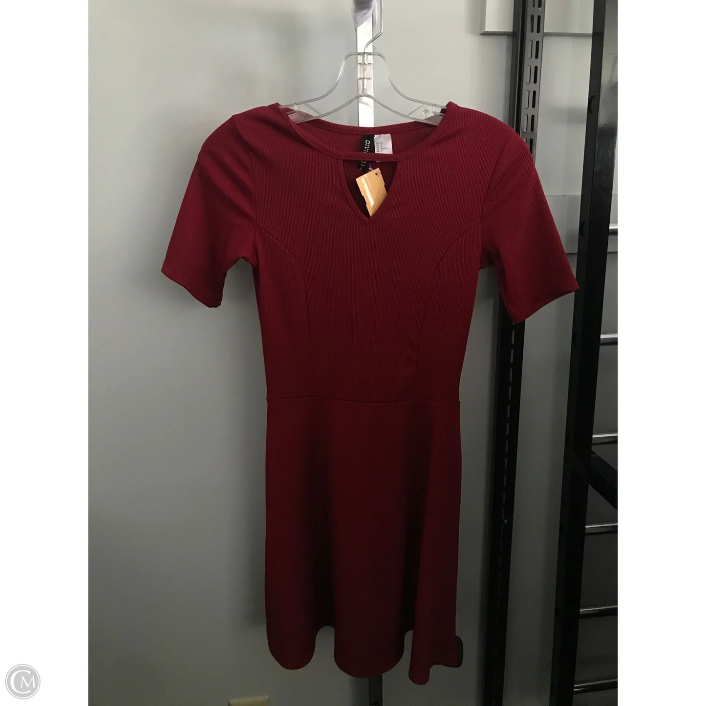 Dress Casual Short By Divided In Red, Size: 2